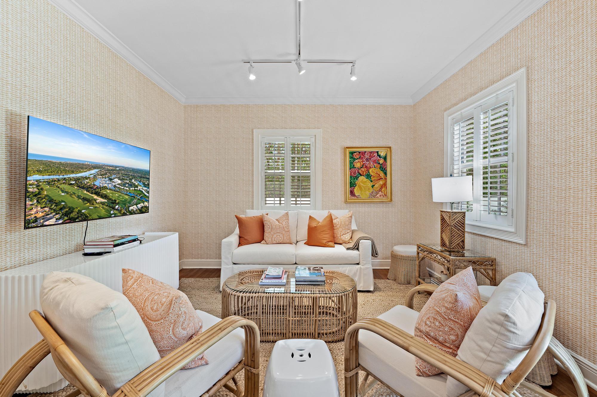 151 S County Road 1st Fl, Palm Beach, FL 33480, Palm Beach - Photo 4