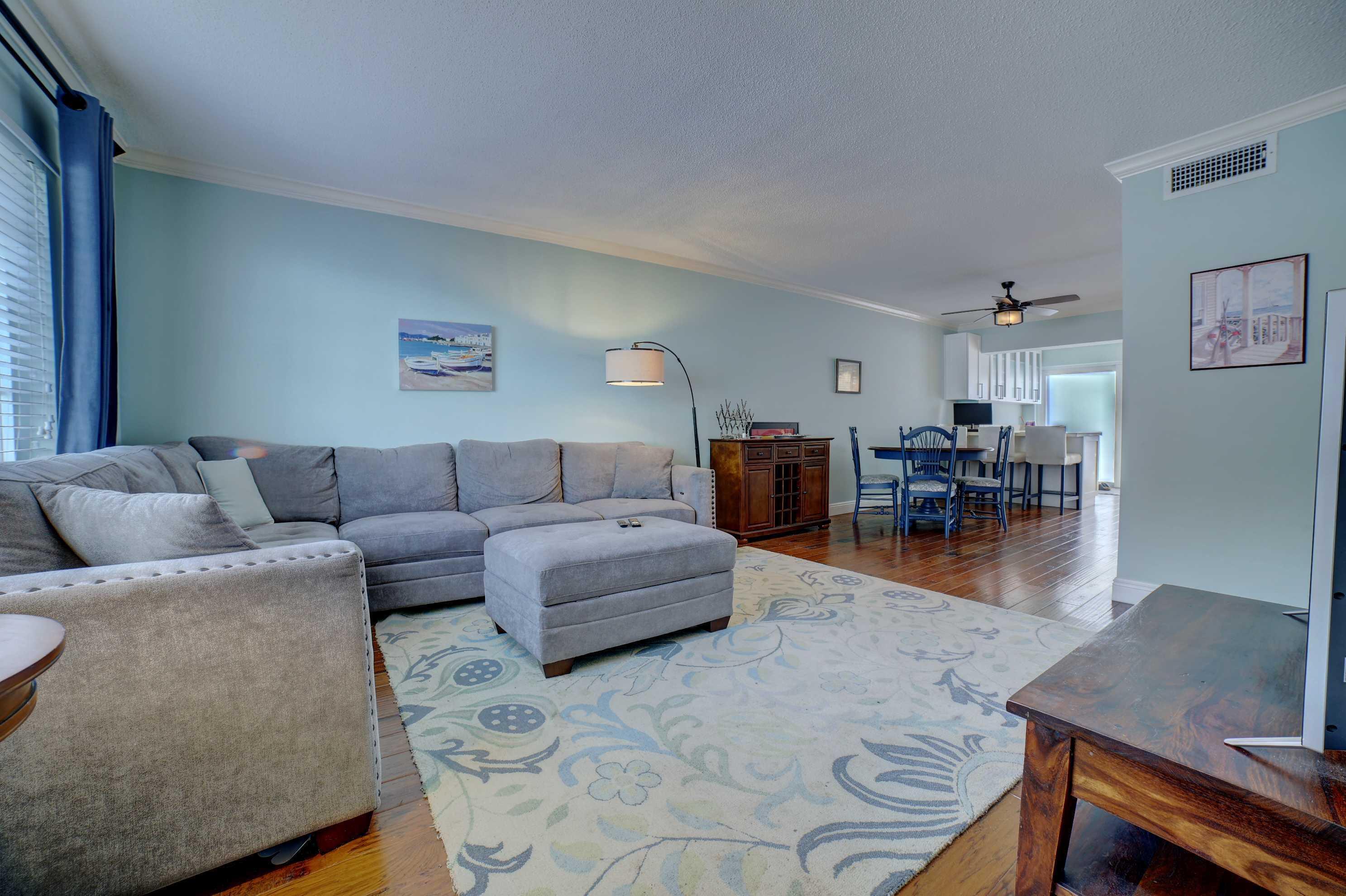 5400 N Ocean Boulevard 10, Lauderdale-By-The-Sea, FL 33308, Lauderdale-By-The-Sea - Photo 2