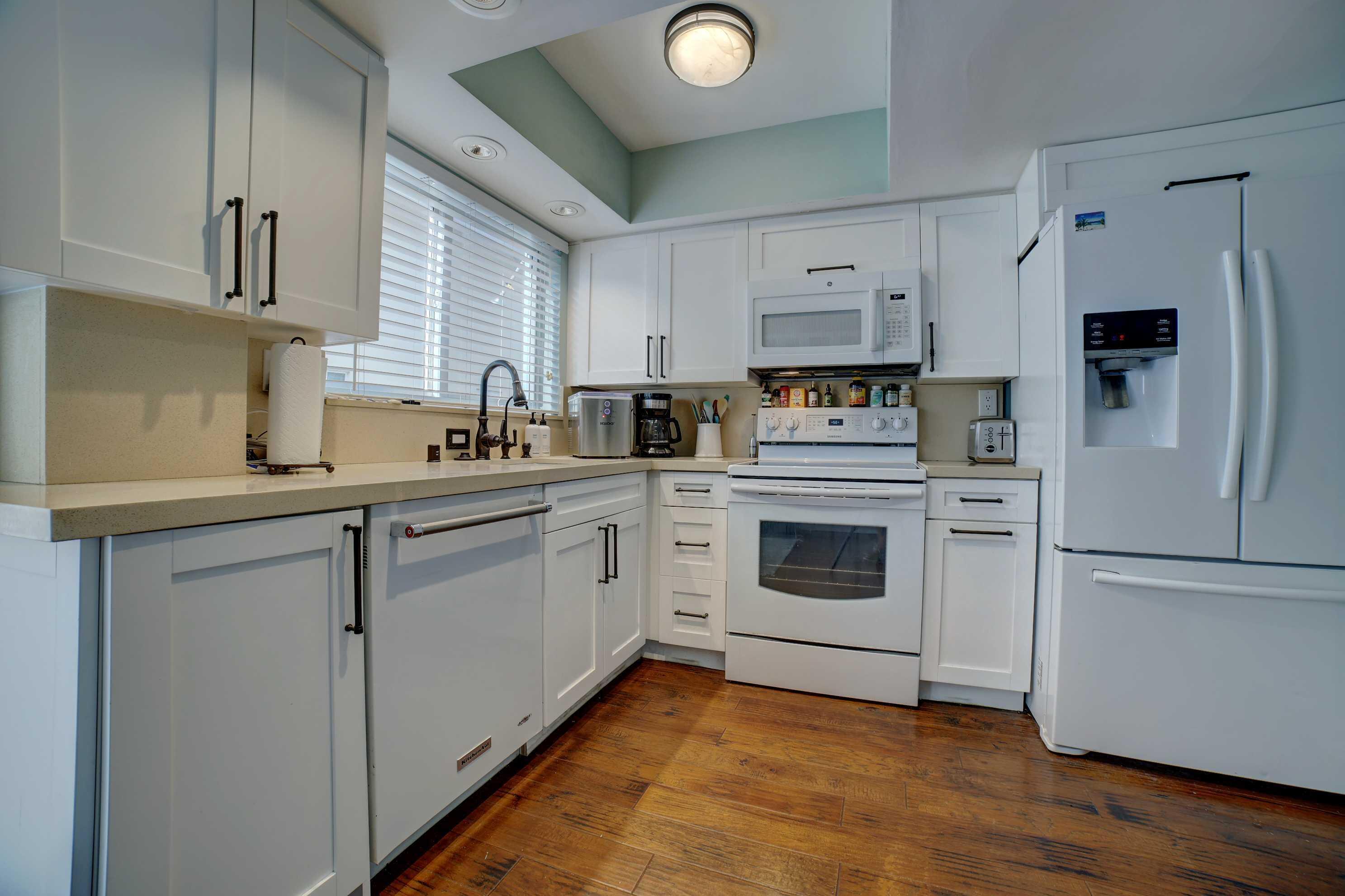 5400 N Ocean Boulevard 10, Lauderdale-By-The-Sea, FL 33308, Lauderdale-By-The-Sea - Photo 4