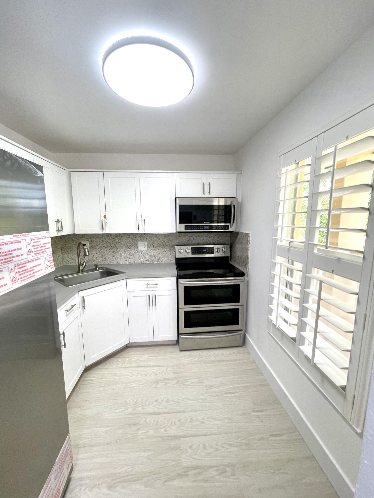5980 NW 64th Avenue 305, Tamarac, FL 33319, Tamarac - Photo 2