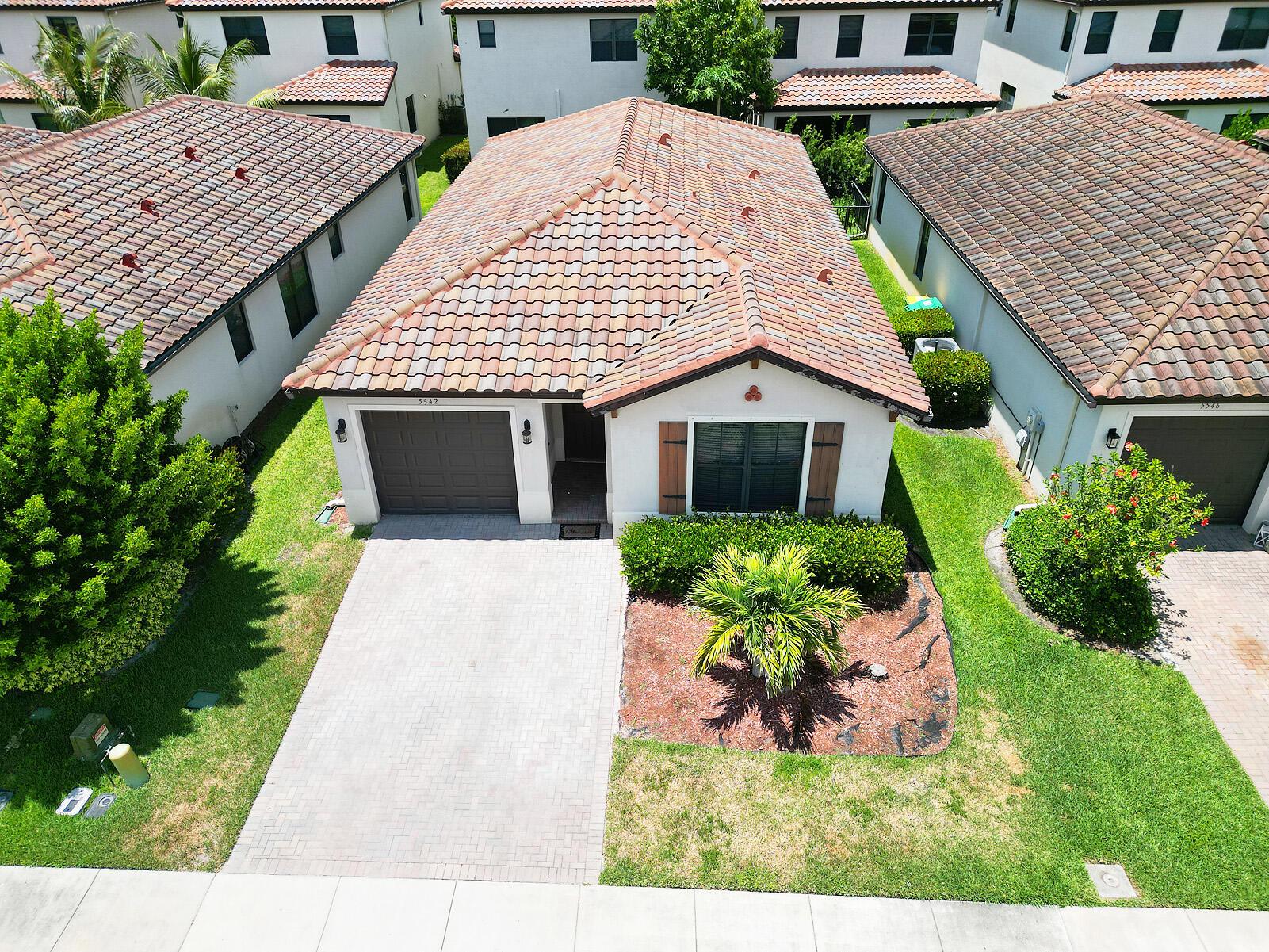 5542 Useppa Drive, Ave Maria, FL 34142, Ave Maria - Photo 4