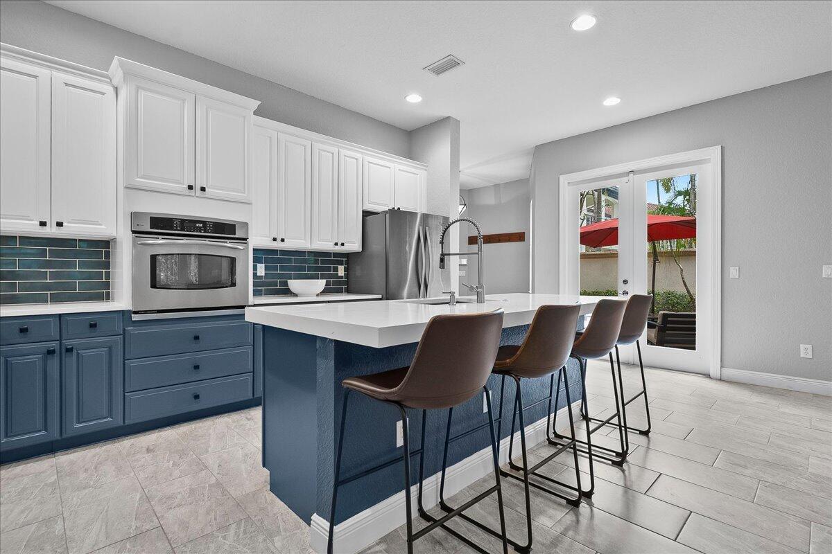 883 Taft Court, Palm Beach Gardens, FL 33410, Palm Beach Gardens - Photo 2