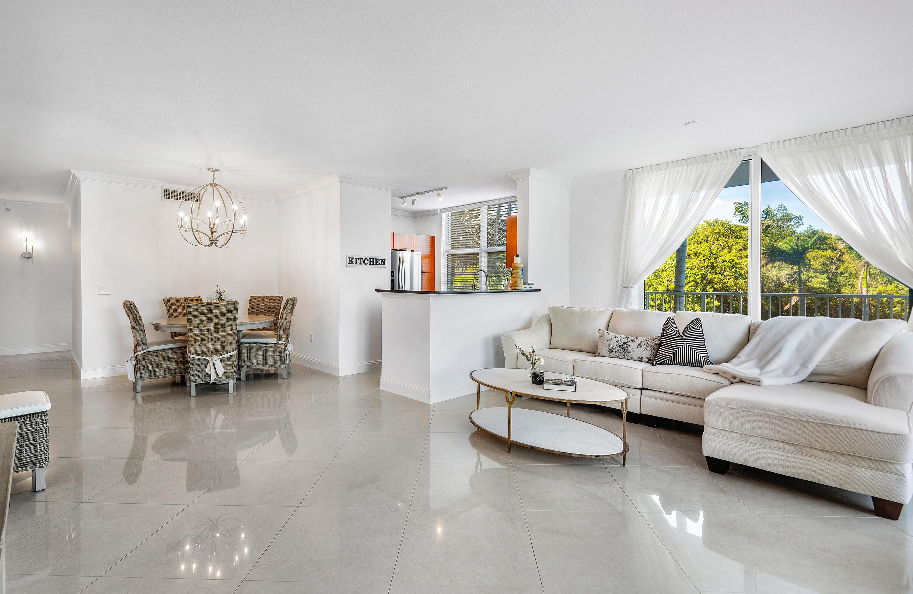 700 E Boynton Beach Boulevard 202, Boynton Beach, FL 33435, Boynton Beach - Photo 3
