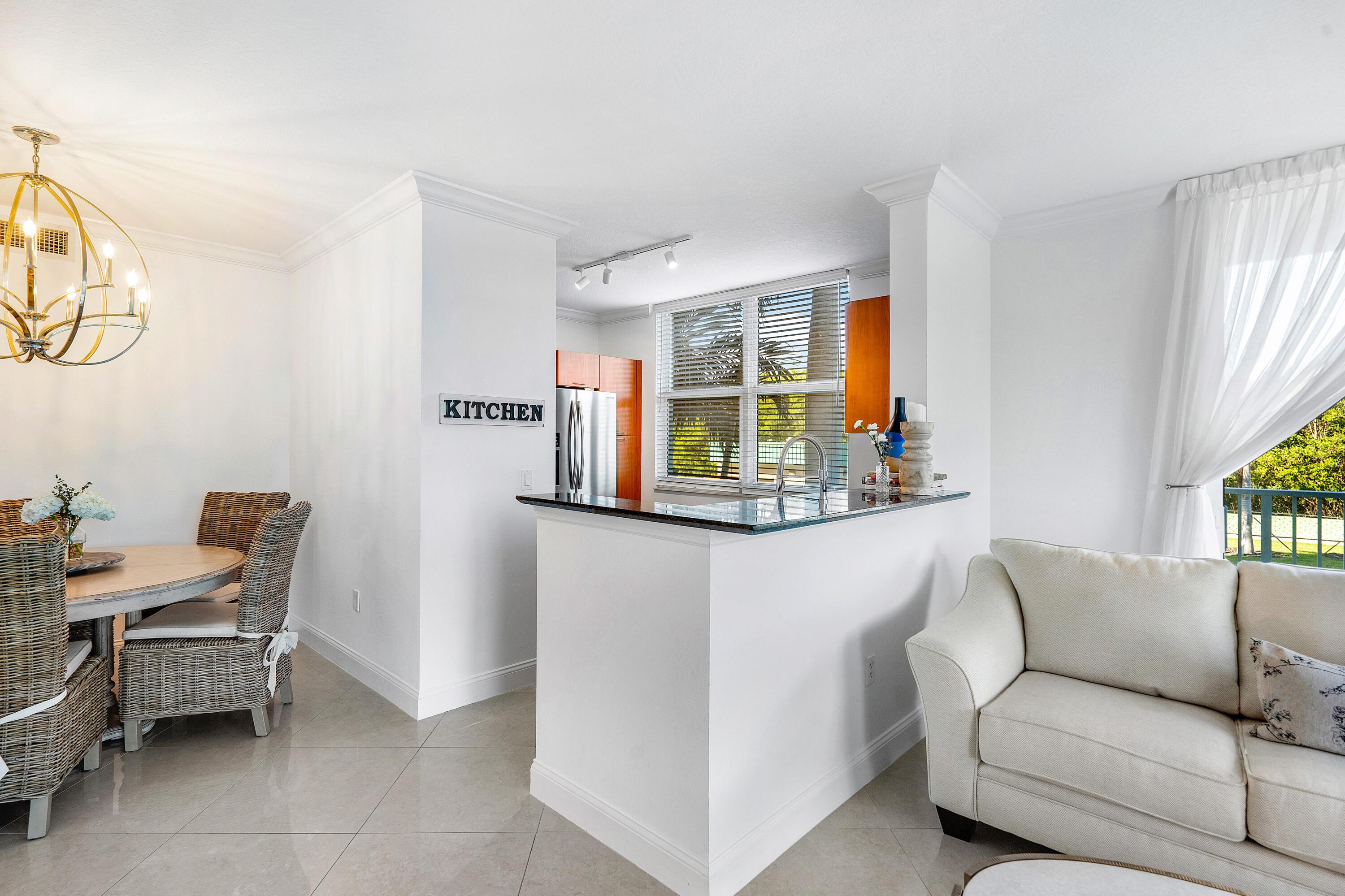 700 E Boynton Beach Boulevard 202, Boynton Beach, FL 33435, Boynton Beach - Photo 5