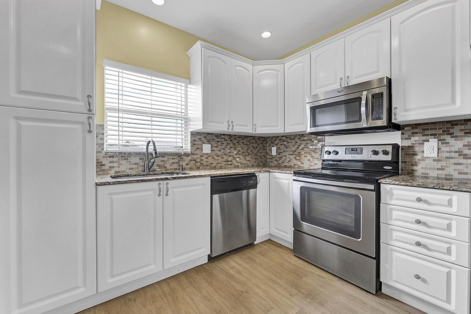 953 SE 10th 6d, Deerfield Beach, FL 33441, Deerfield Beach - Photo 4