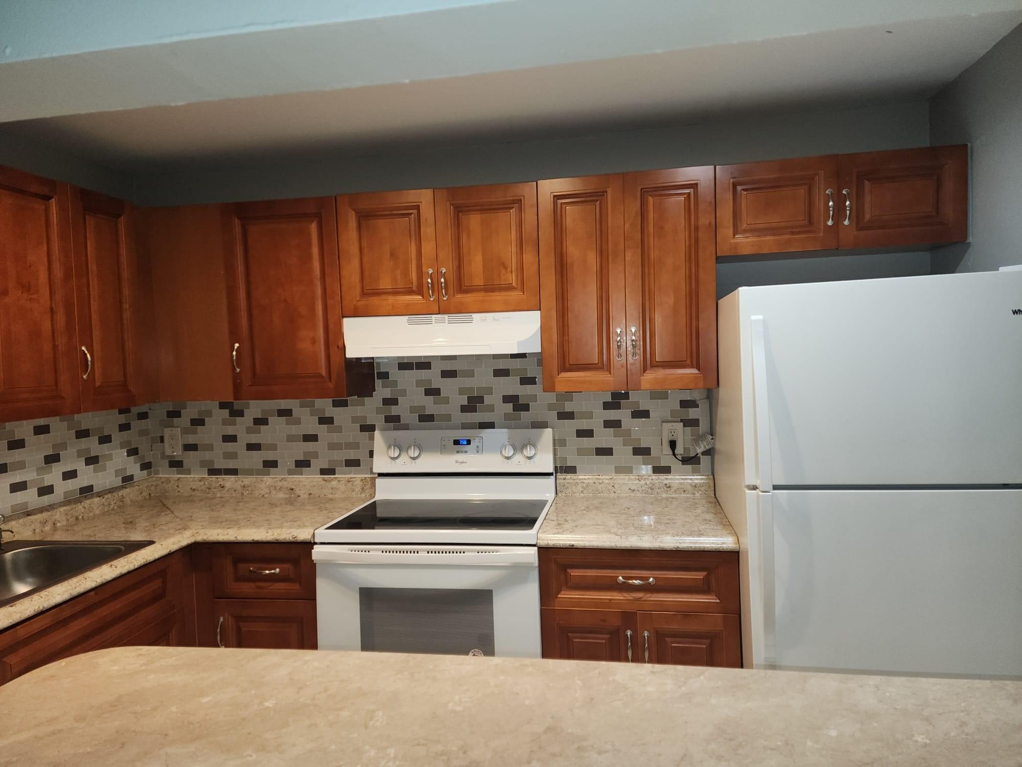 4174 Inverrary Drive 811, Lauderhill, FL 33319, Lauderhill - Photo 3