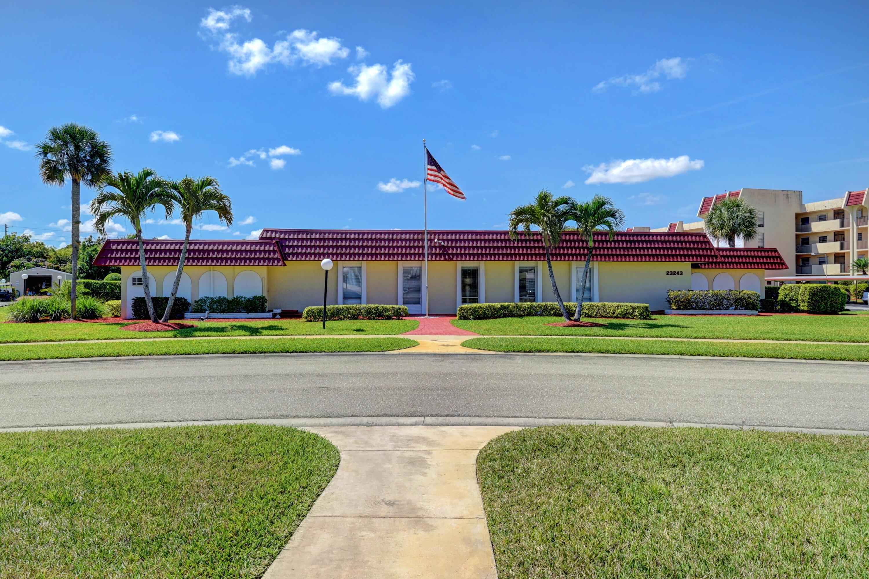 23305 N Barwood Ln Lane N 209, Boca Raton, FL 33428, Boca Raton - Photo 4