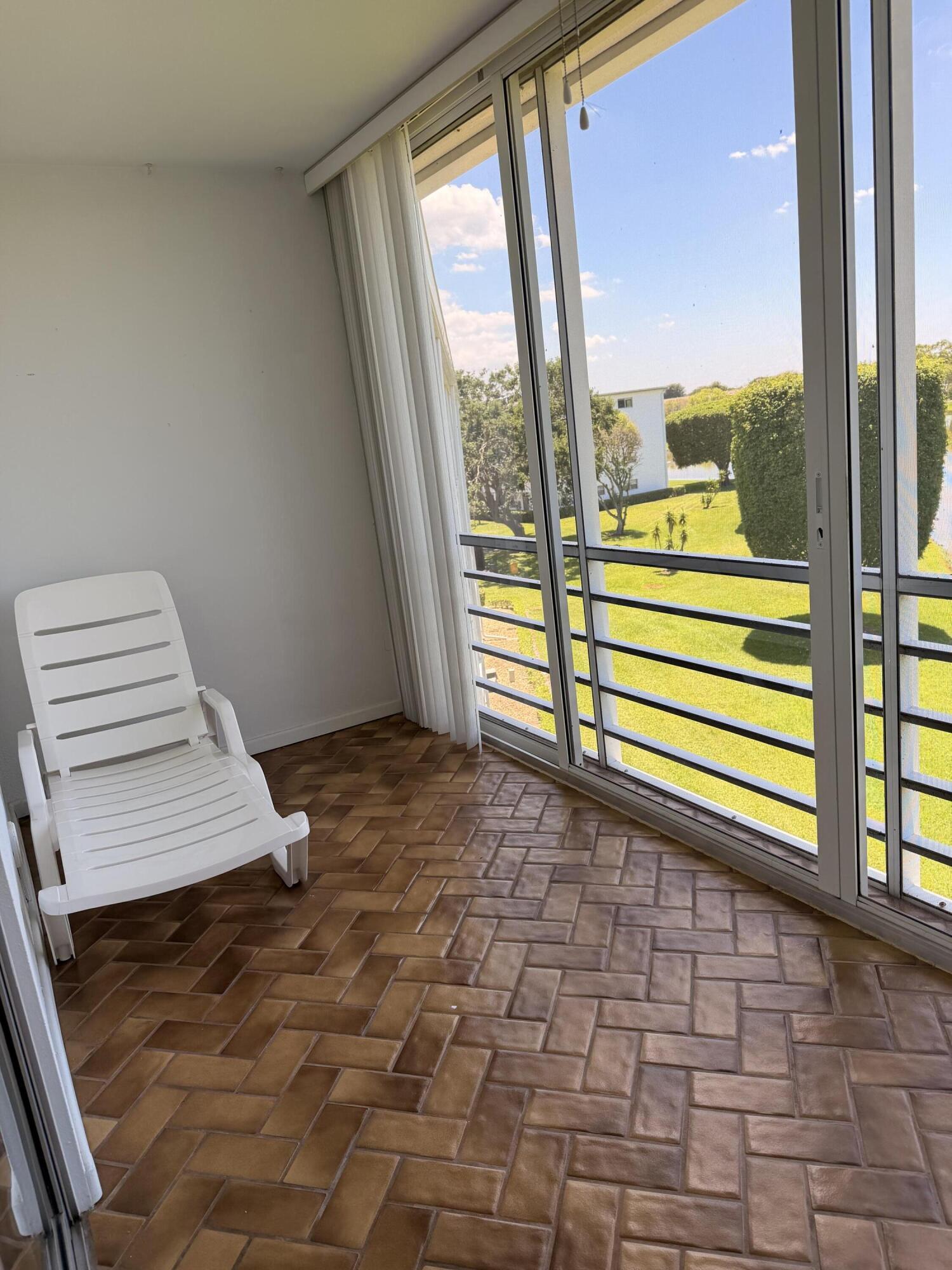4074 Cornwall D, Boca Raton, FL 33434, Boca Raton - Photo 2