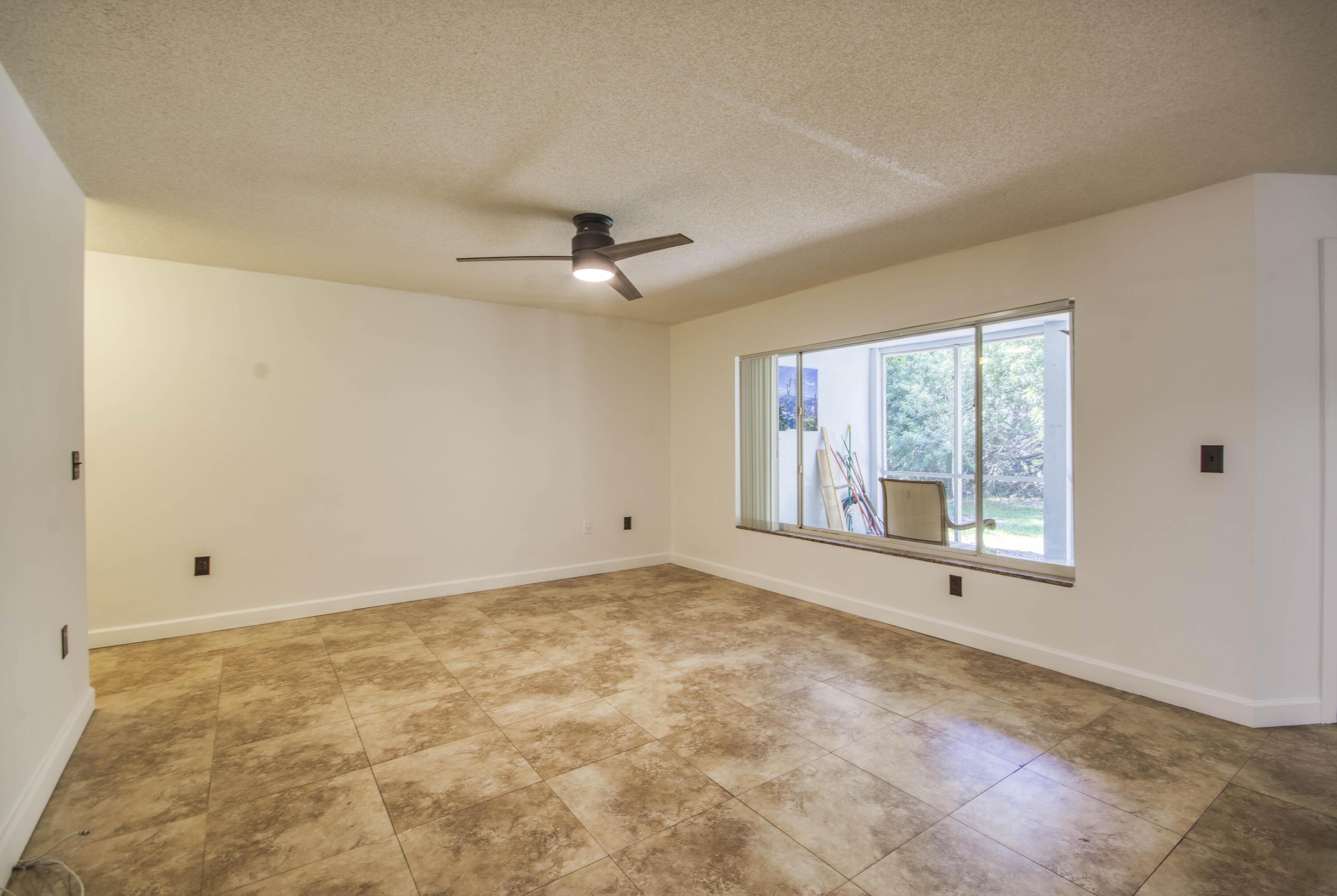 815 W Boynton Beach Boulevard 11-103, Boynton Beach, FL 33426, Boynton Beach - Photo 4