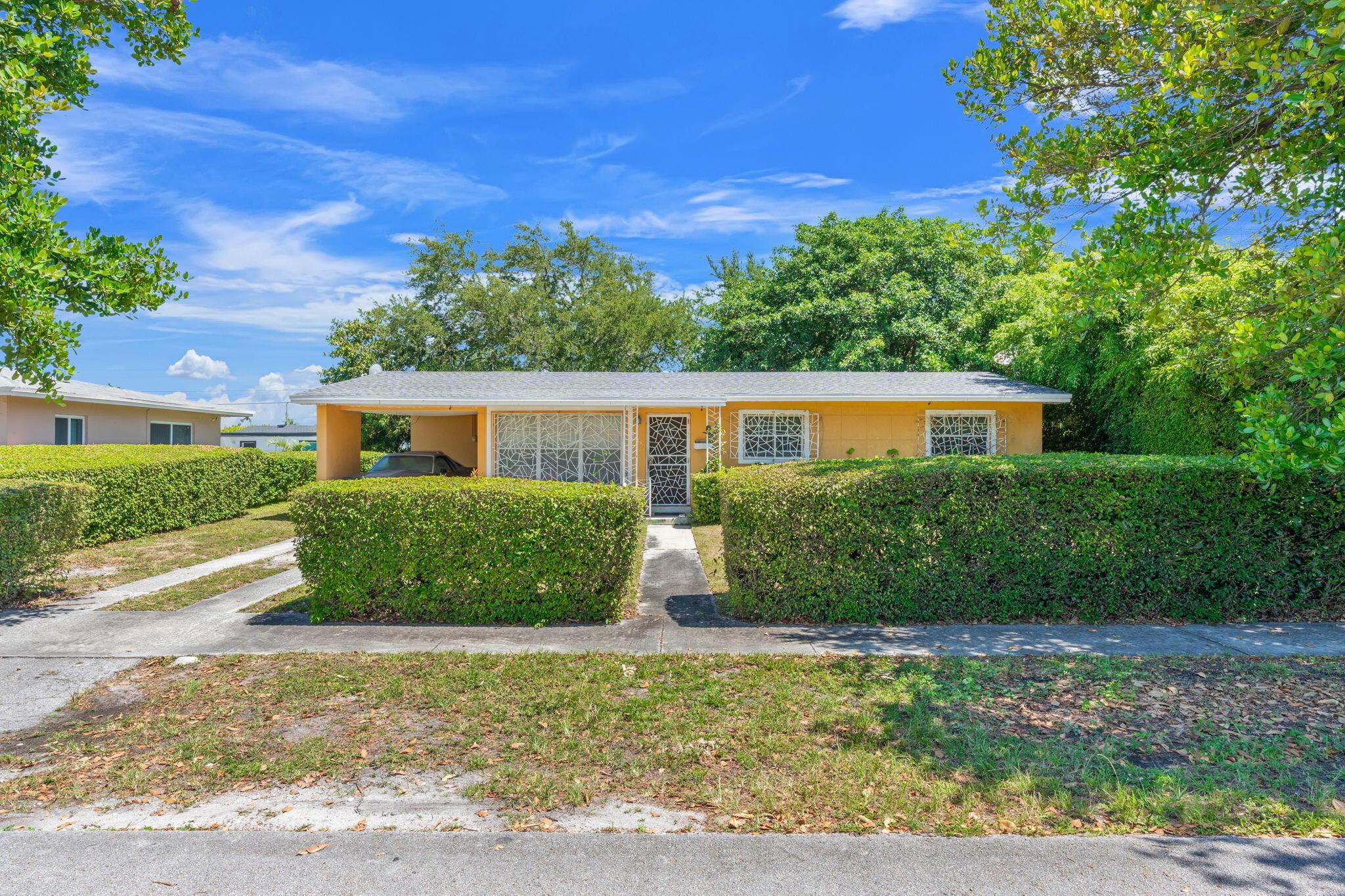 1261 NW 172nd Street, Miami Gardens, FL 33169, Miami Gardens - Photo 2