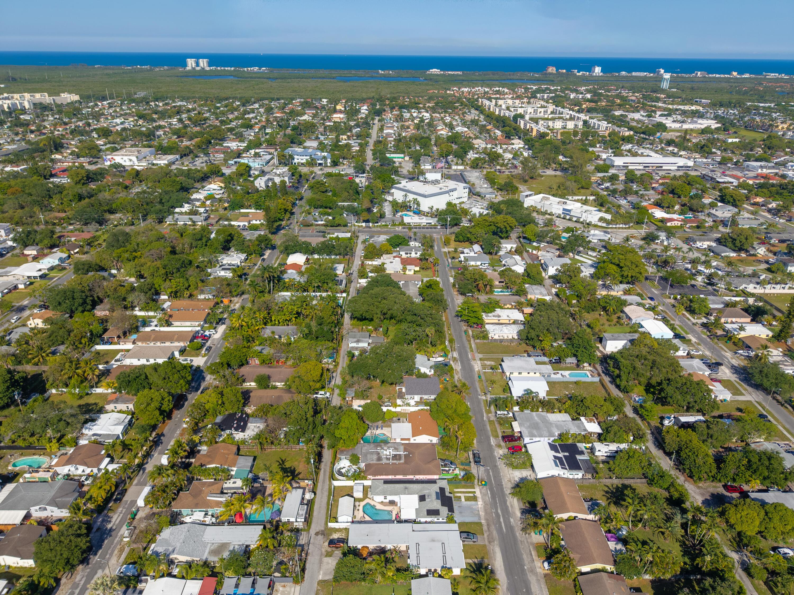262 SW 8th Street, Dania Beach, FL 33004, Dania Beach - Photo 4
