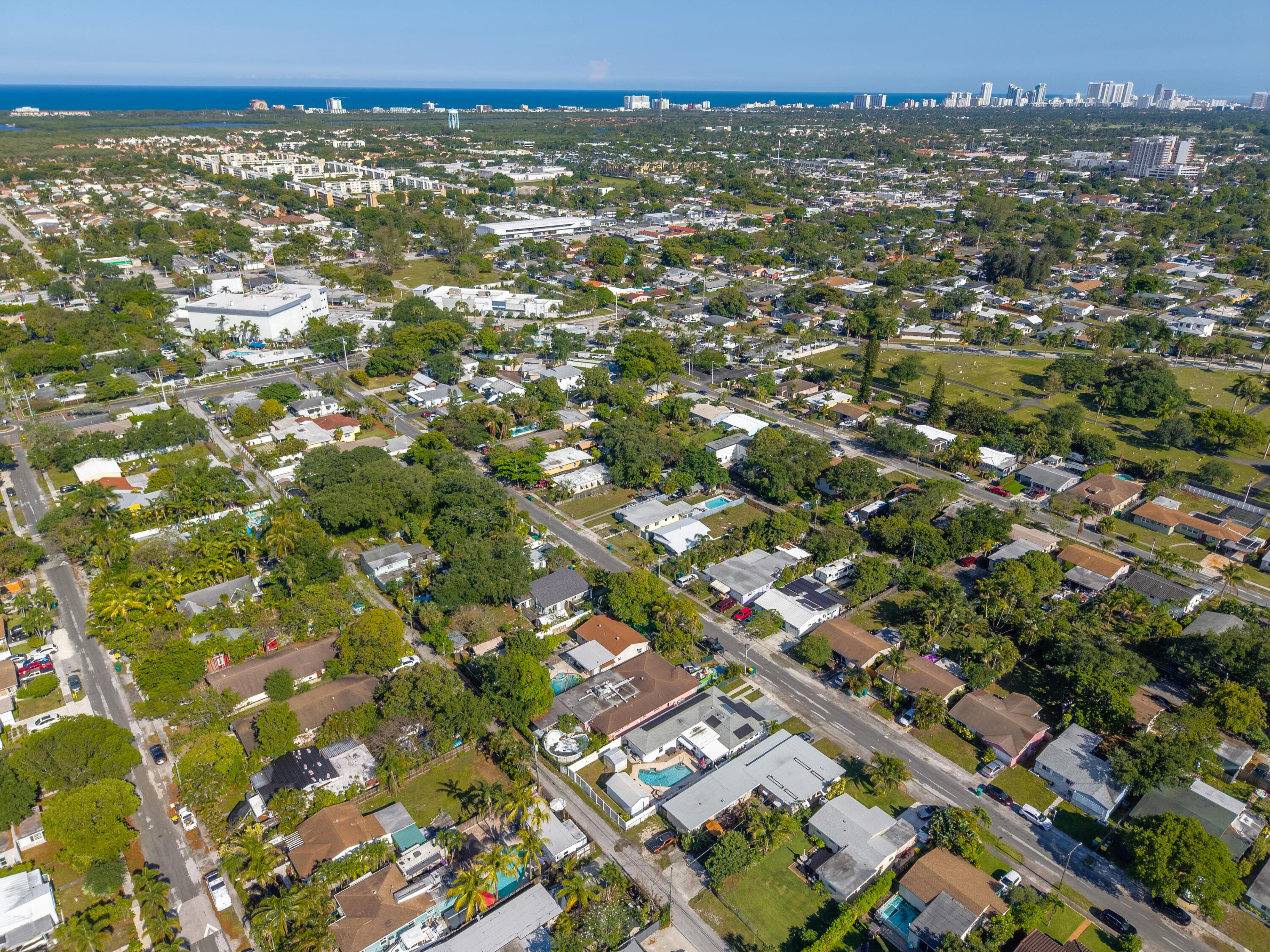 262 SW 8th Street, Dania Beach, FL 33004, Dania Beach - Photo 5
