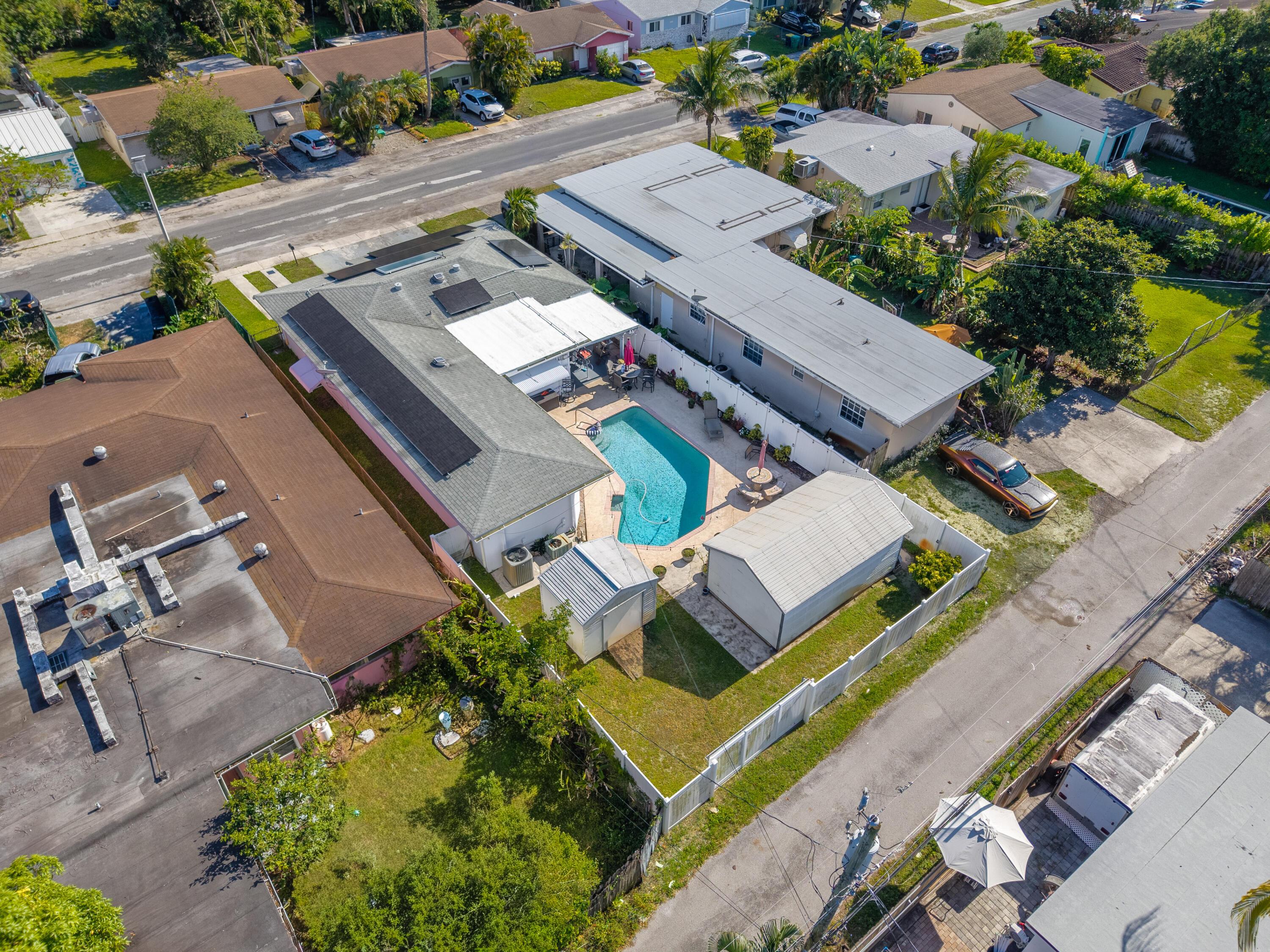 262 SW 8th Street, Dania Beach, FL 33004, Dania Beach - Photo 3