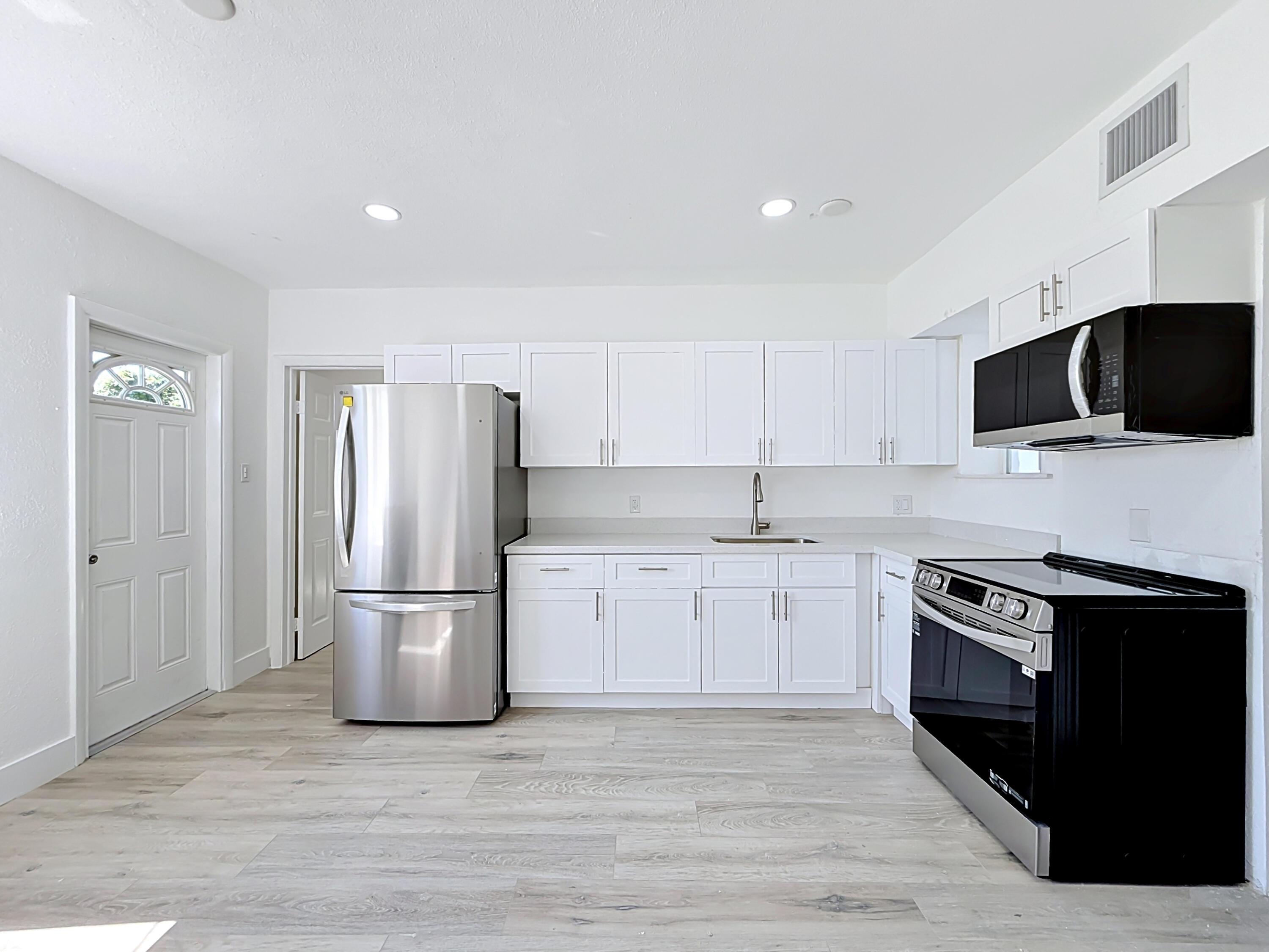 10235 SW 177th Street, Miami, FL 33157, Miami - Photo 5