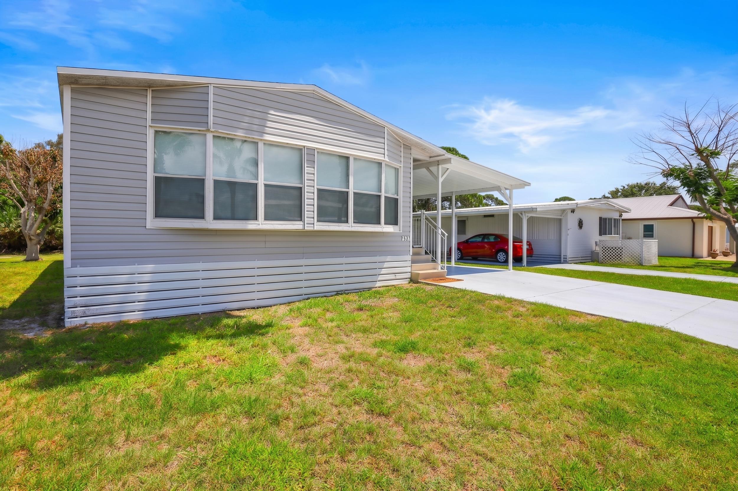 70 Golf Drive, Port St. Lucie, FL 34952, Port St. Lucie - Photo 3