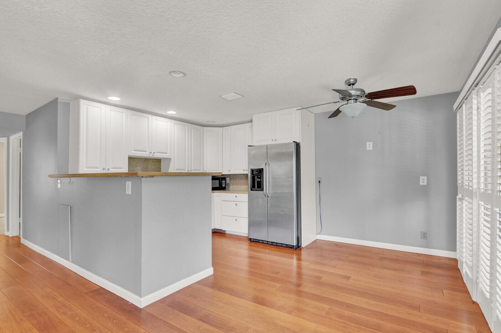 312 Southwind Drive 207, North Palm Beach, FL 33408, North Palm Beach - Photo 5