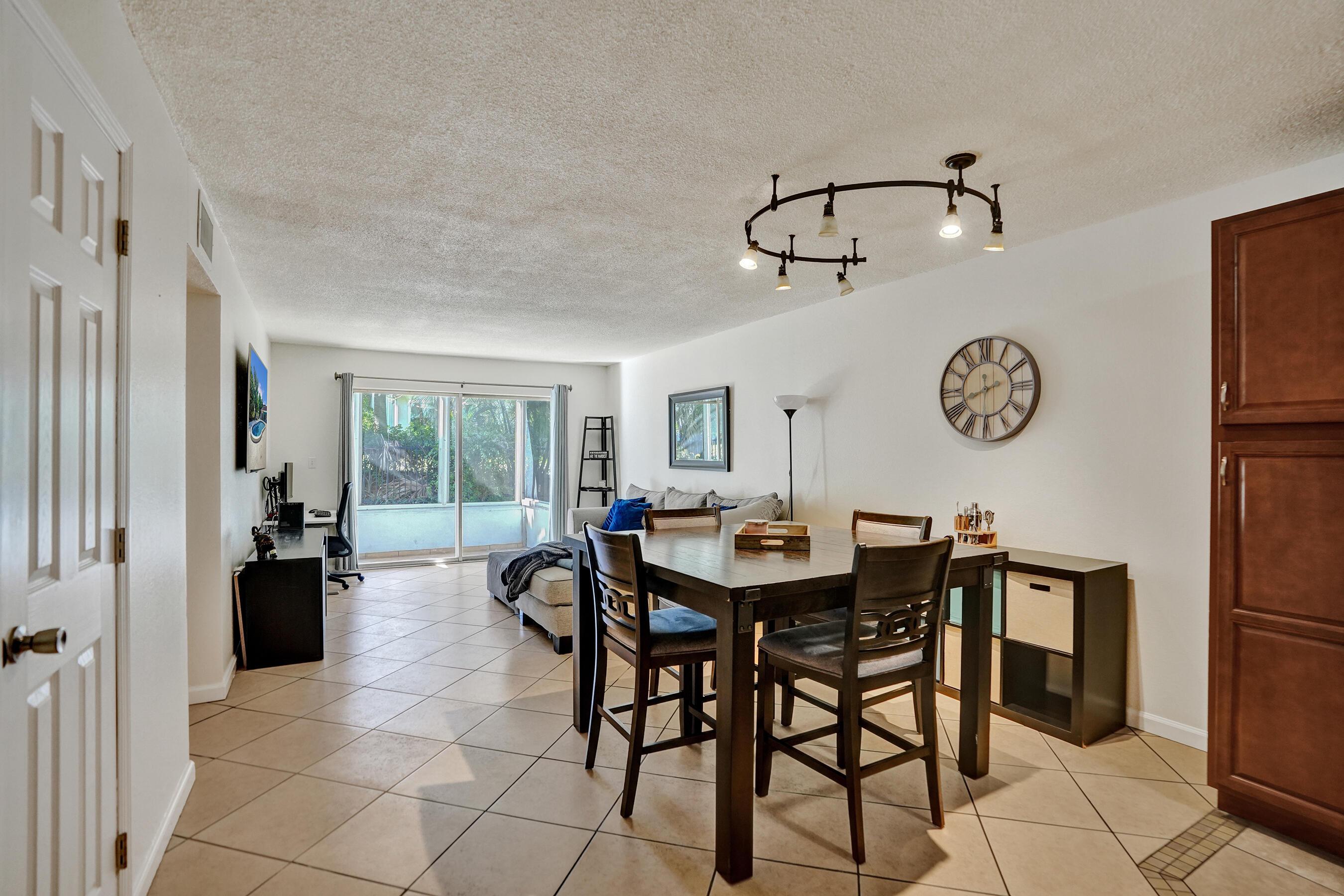 1400 Tallwood Avenue 107, Hollywood, FL 33021, Hollywood - Photo 2