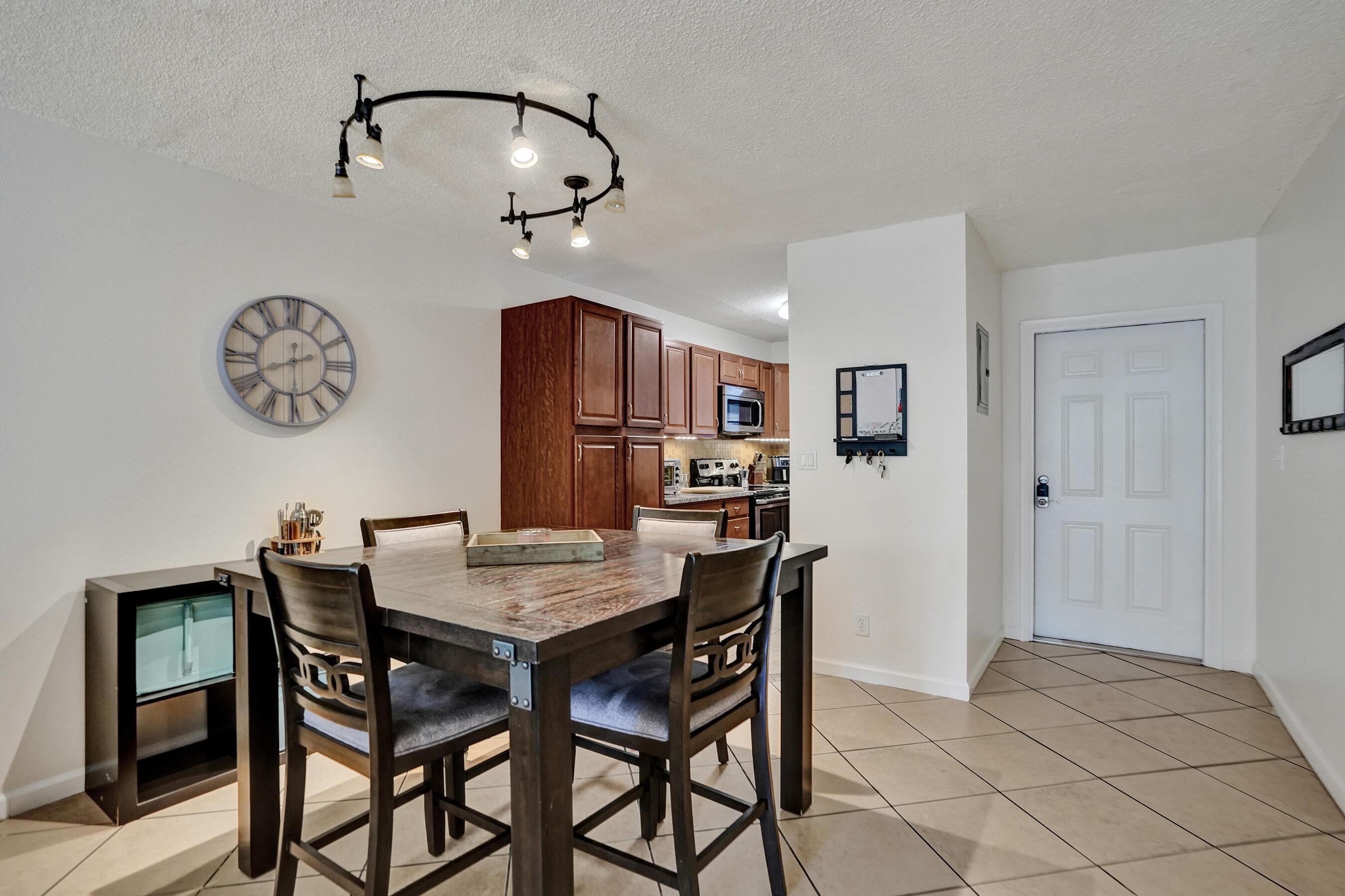 1400 Tallwood Avenue 107, Hollywood, FL 33021, Hollywood - Photo 5