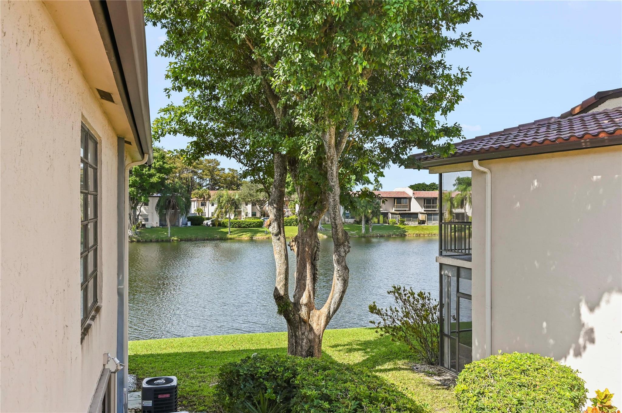 21649 Juego Circle 4 E, Boca Raton, FL 33433, Boca Raton - Photo 2