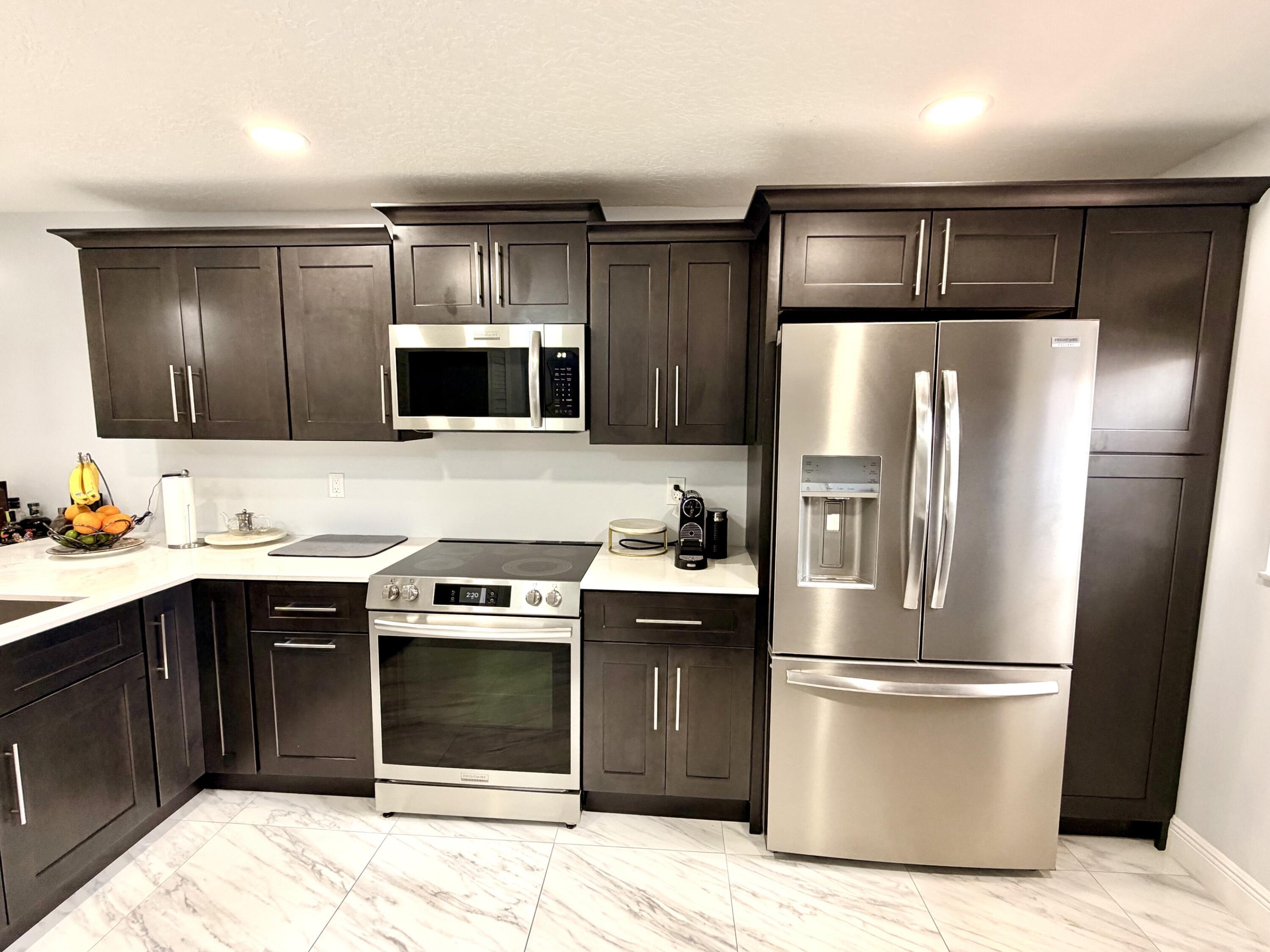 201 Lake Dora Drive, West Palm Beach, FL 33411, West Palm Beach - Photo 5