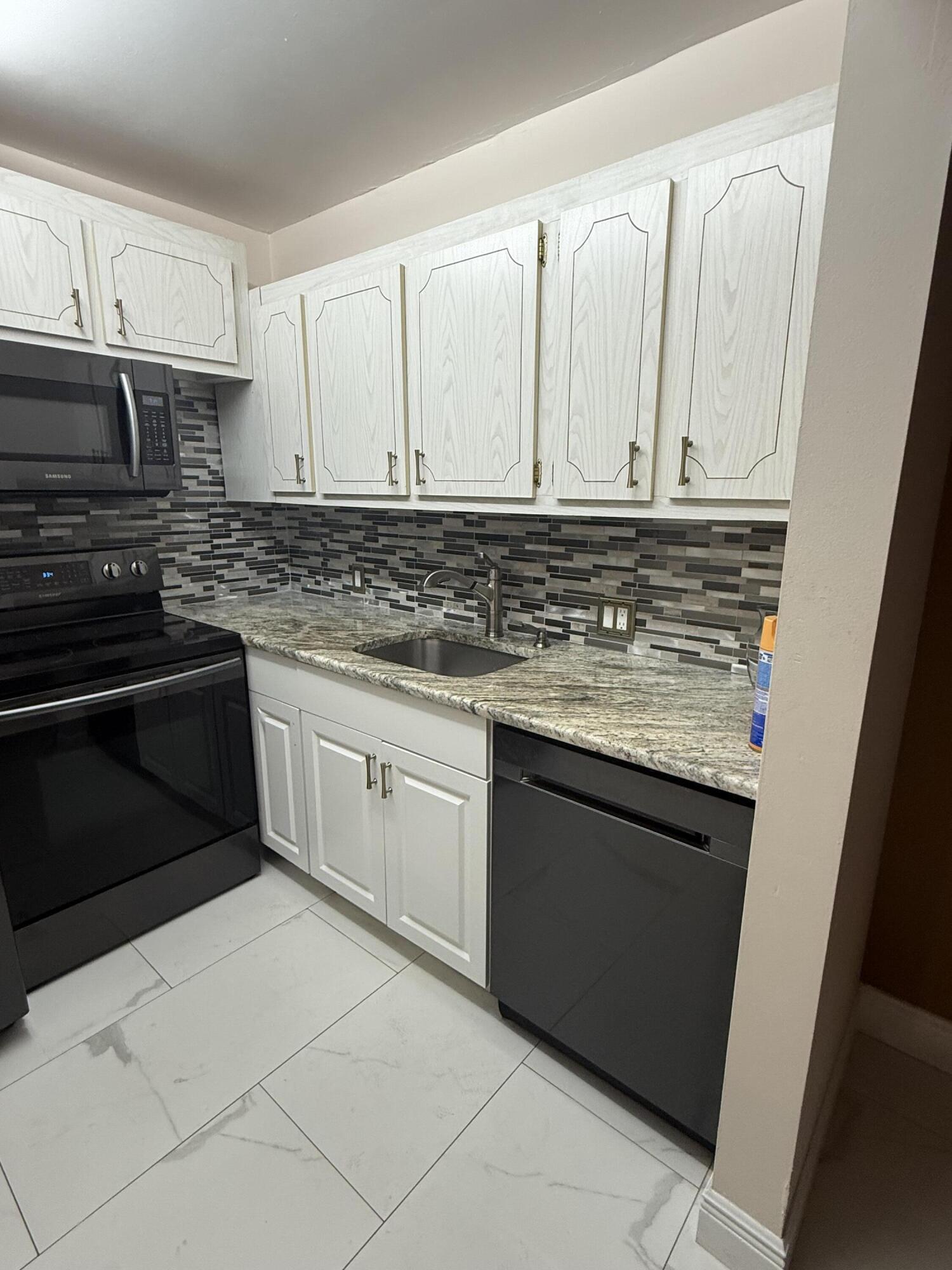 314 Dorset H, Boca Raton, FL 33434, Boca Raton - Photo 5