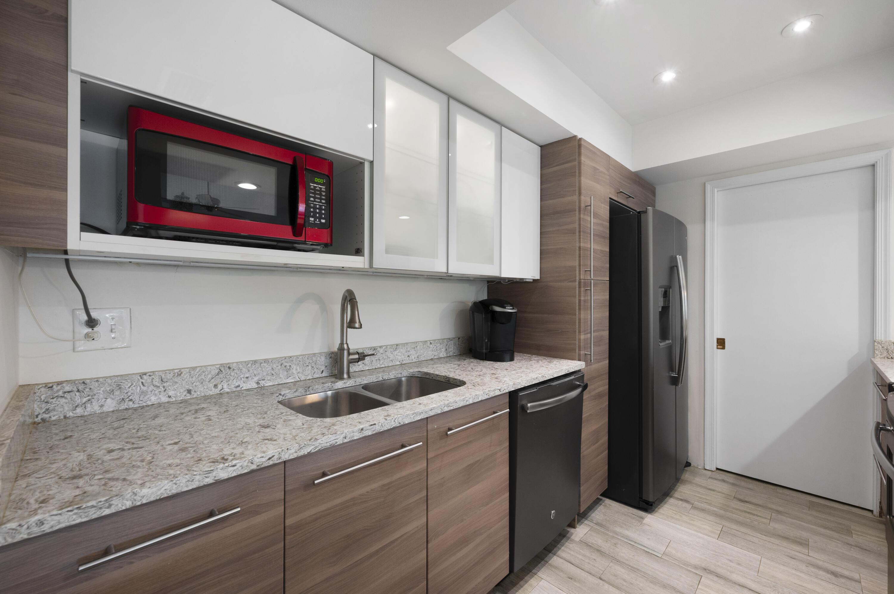 11863 Wimbledon Circle 542, Wellington, FL 33414, Wellington - Photo 4