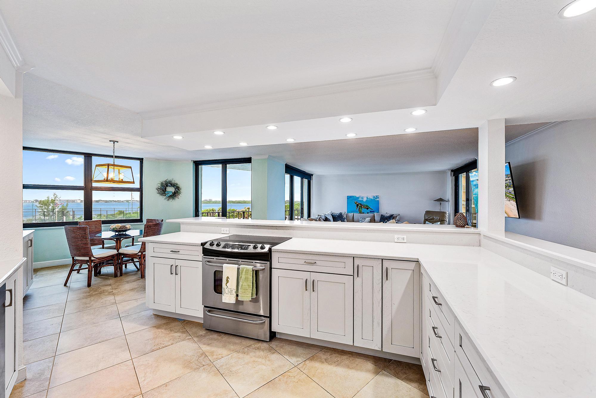 5420 N Ocean Drive 305, Singer Island, FL 33404, Singer Island - Photo 5
