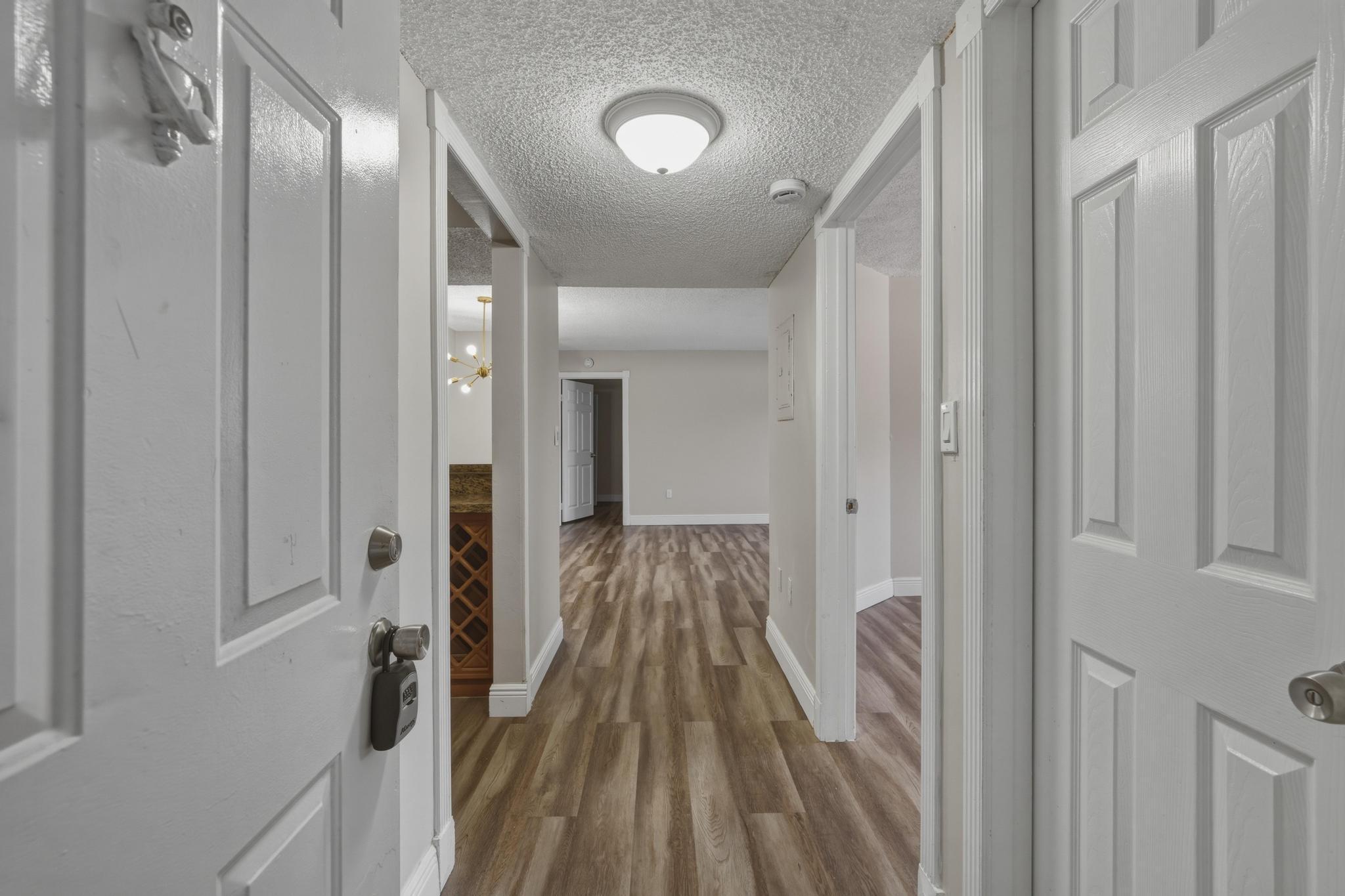 468 NE 206th Lane 108-6, Miami, FL 33179, Miami - Photo 2