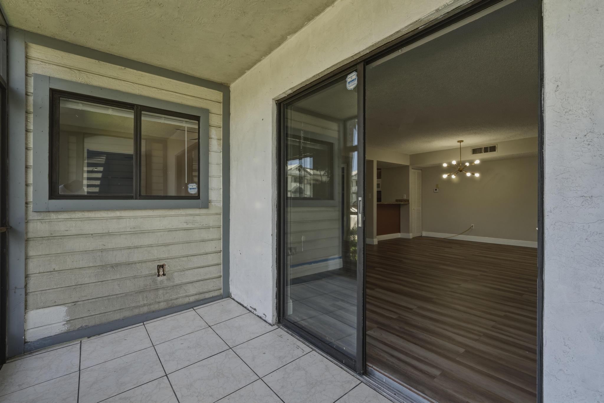 468 NE 206th Lane 108-6, Miami, FL 33179, Miami - Photo 5