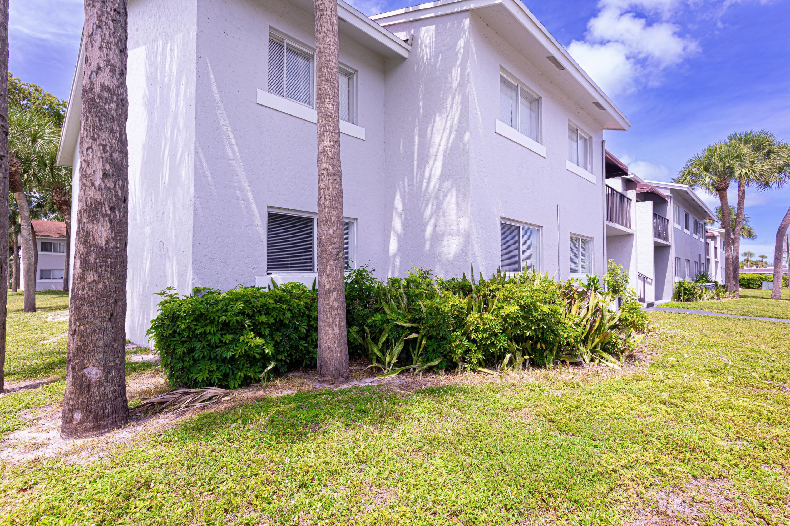 1139 Lake Terry Drive A, West Palm Beach, FL 33411, West Palm Beach - Photo 3