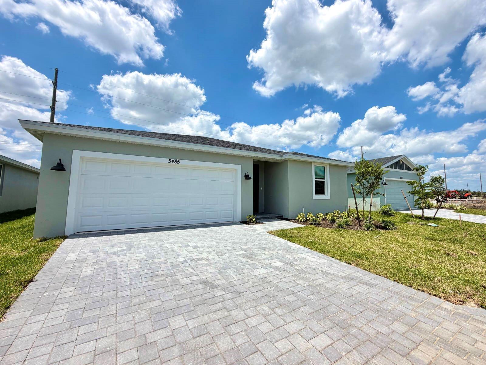 5485 Hampton Park Circle, Vero Beach, FL 32966, Vero Beach - Photo 3
