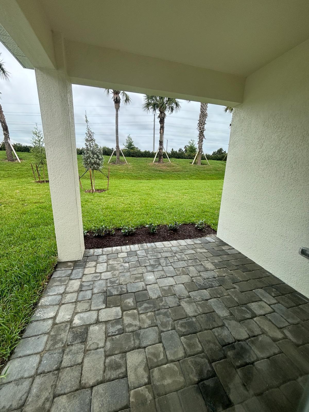8666 Dahlia Circle 8666, Port St. Lucie, FL 34986, Port St. Lucie - Photo 4