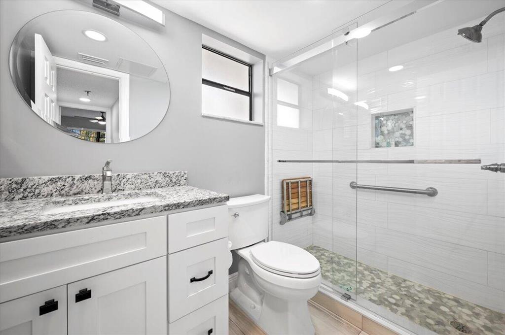 4640 W Lucerne Lakes Blvd W W 205, Lake Worth, FL 33467, Lake Worth - Photo 4