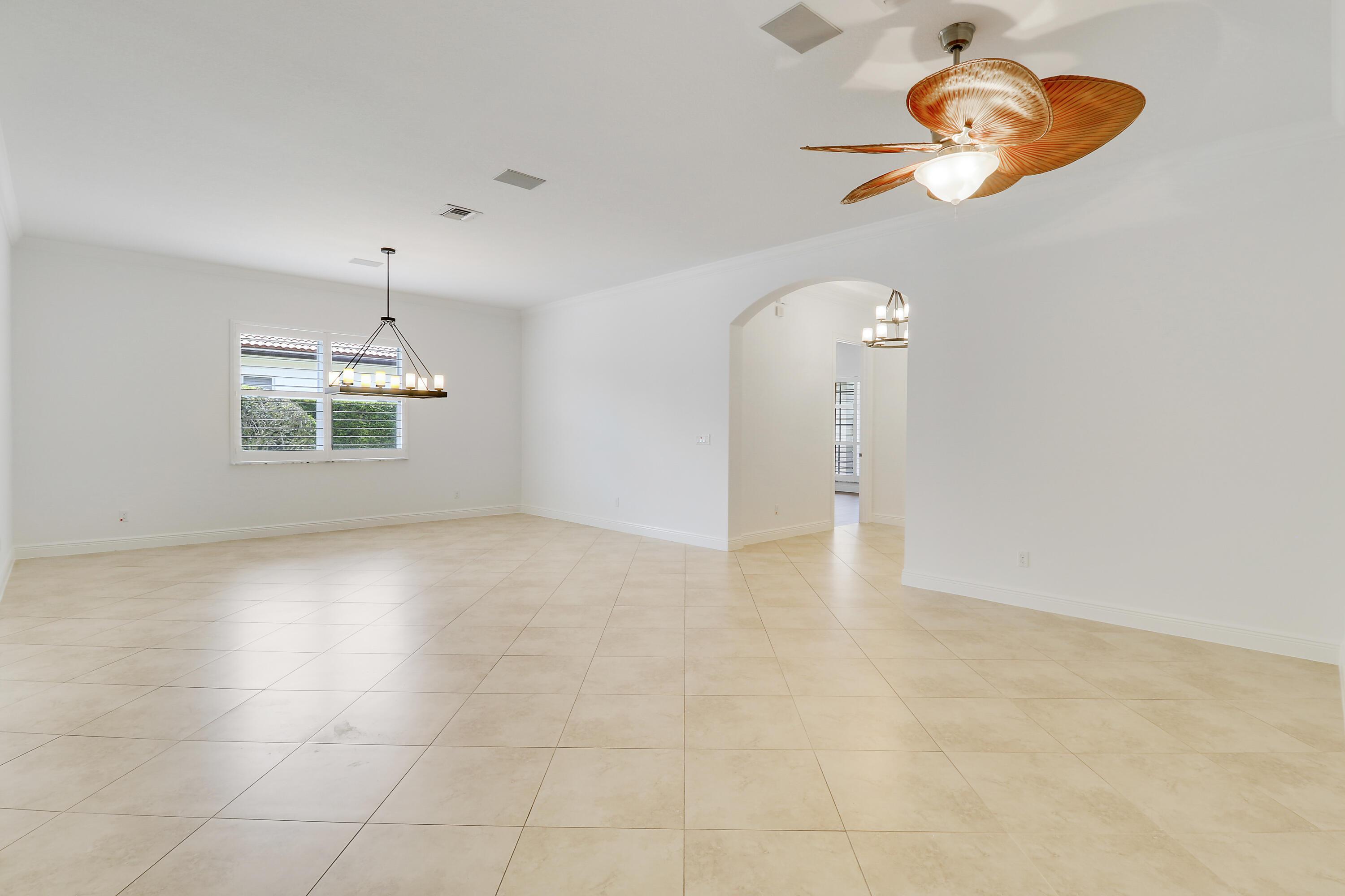 119 Steeple Circle, Jupiter, FL 33458, Jupiter - Photo 4