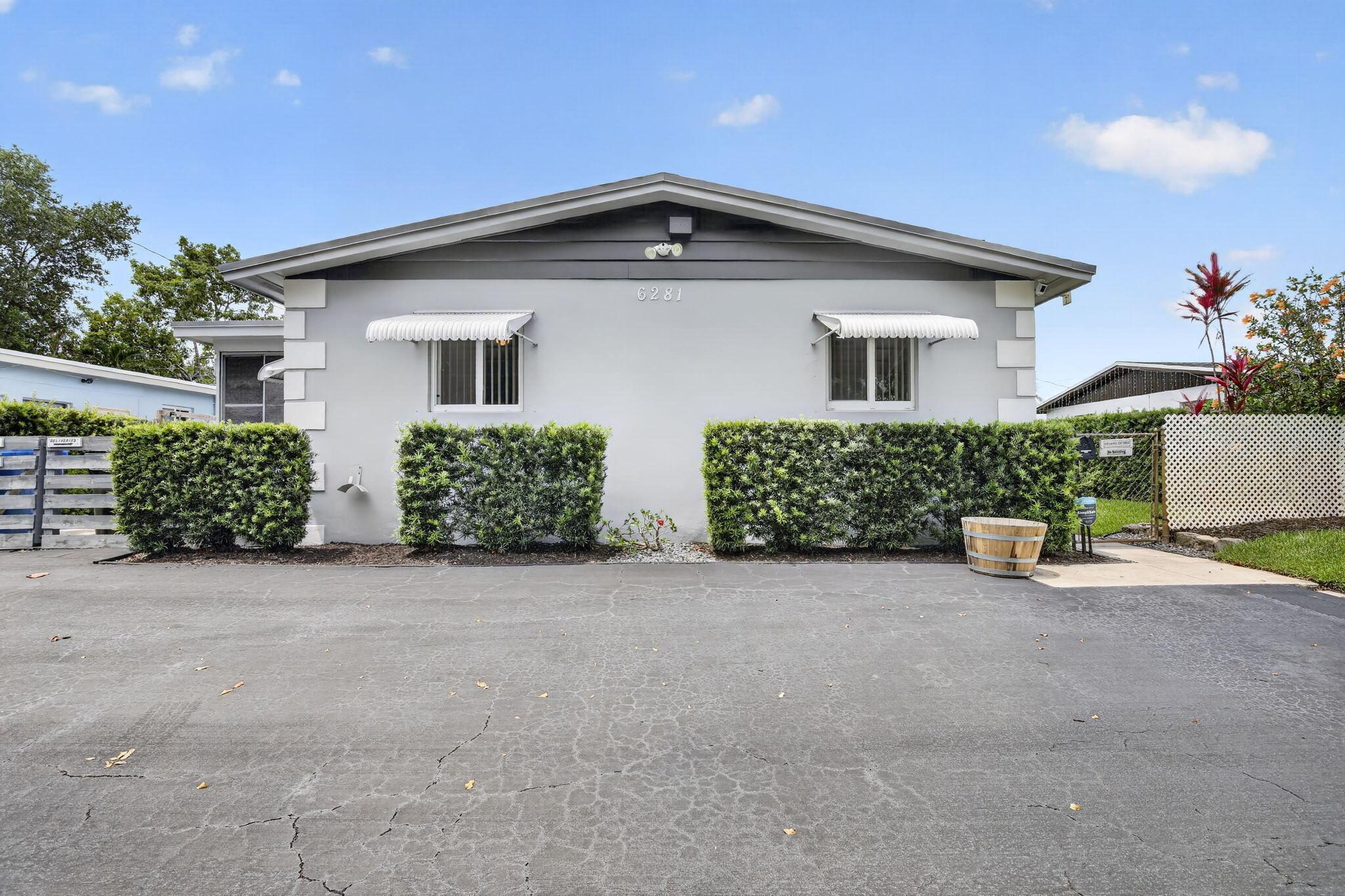 6281 Moseley Street 1-2, Hollywood, FL 33024, Hollywood