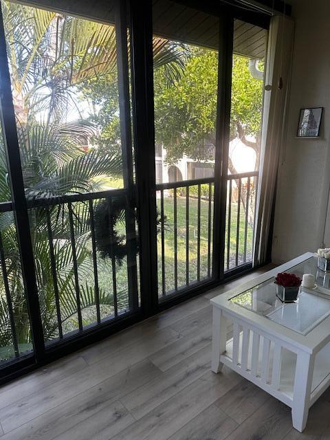 441 Pine Glen Lane C-2, Greenacres, FL 33463, Greenacres - Photo 2