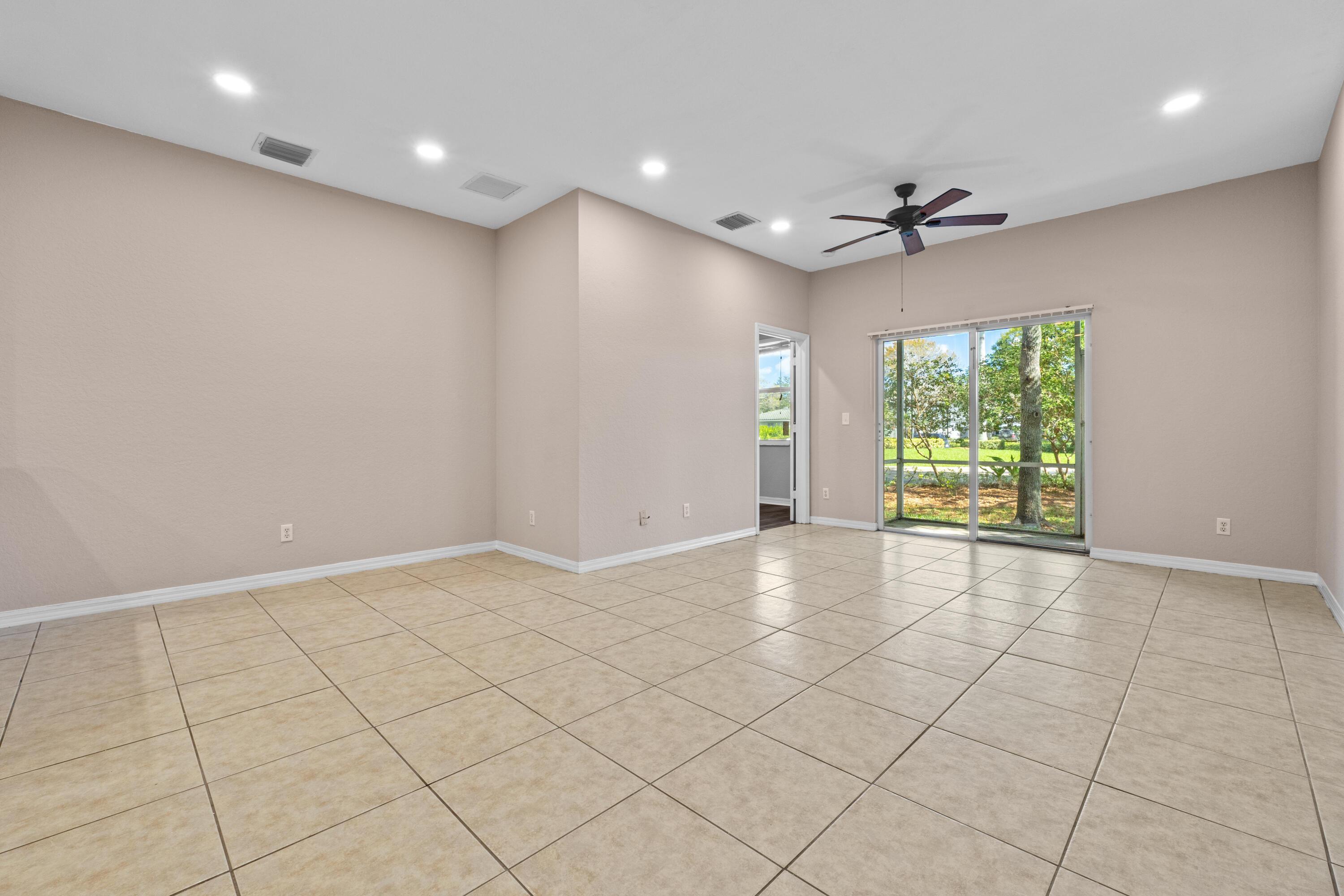 3105 Grandiflora Drive, Greenacres, FL 33467, Greenacres - Photo 4