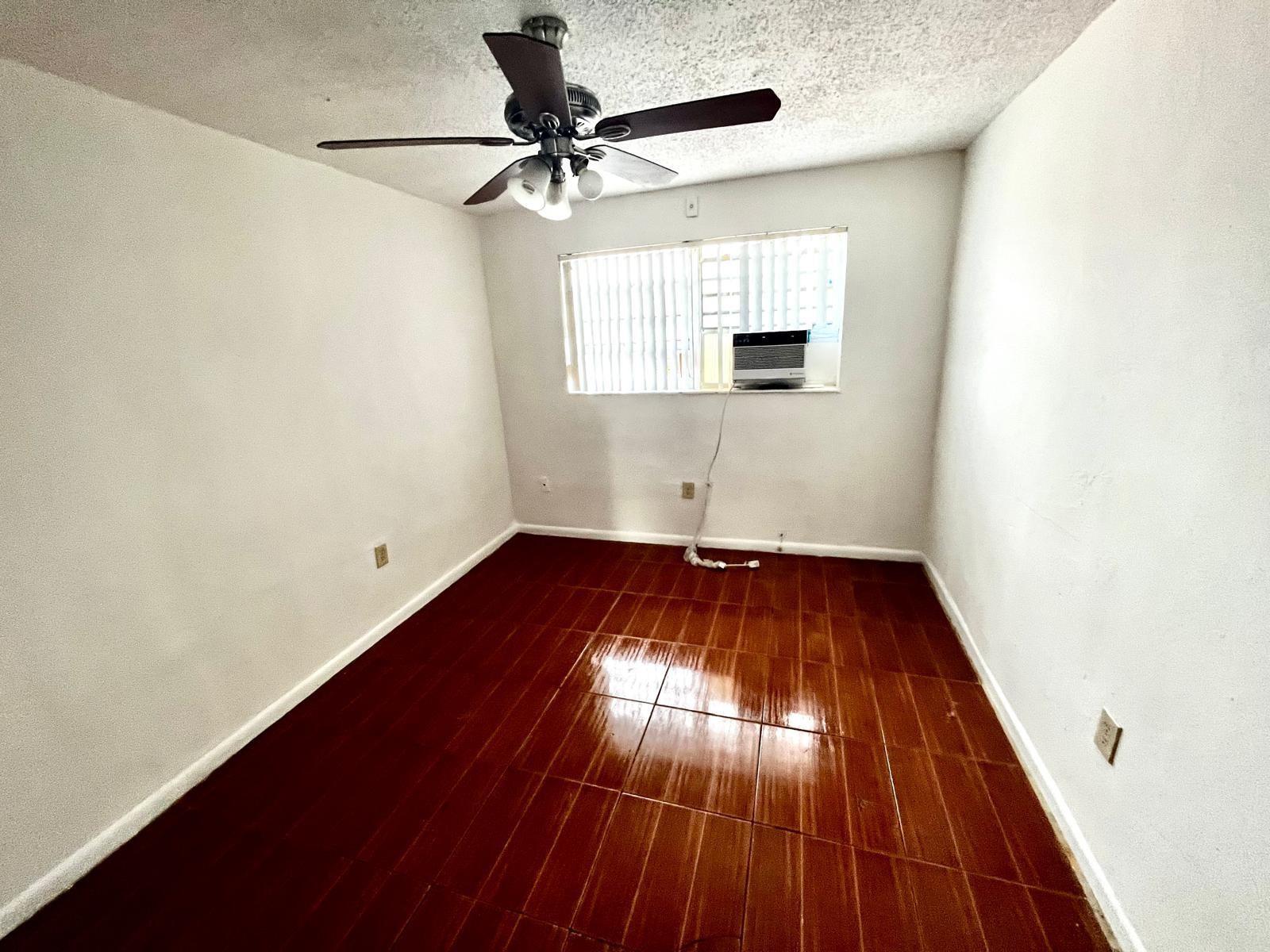 3015 NW 8th Avenue 9, Miami, FL 33127, Miami - Photo 4