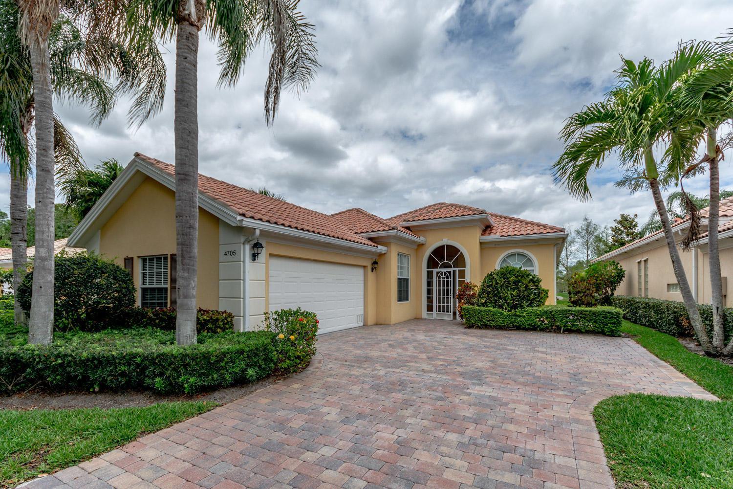 4705 Dovehill Drive, Palm Beach Gardens, FL 33418, Palm Beach Gardens