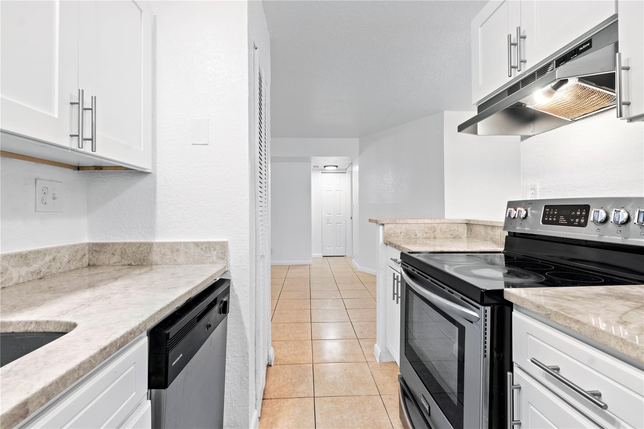11632 NW 26th Court, Coral Springs, FL 33065, Coral Springs - Photo 4