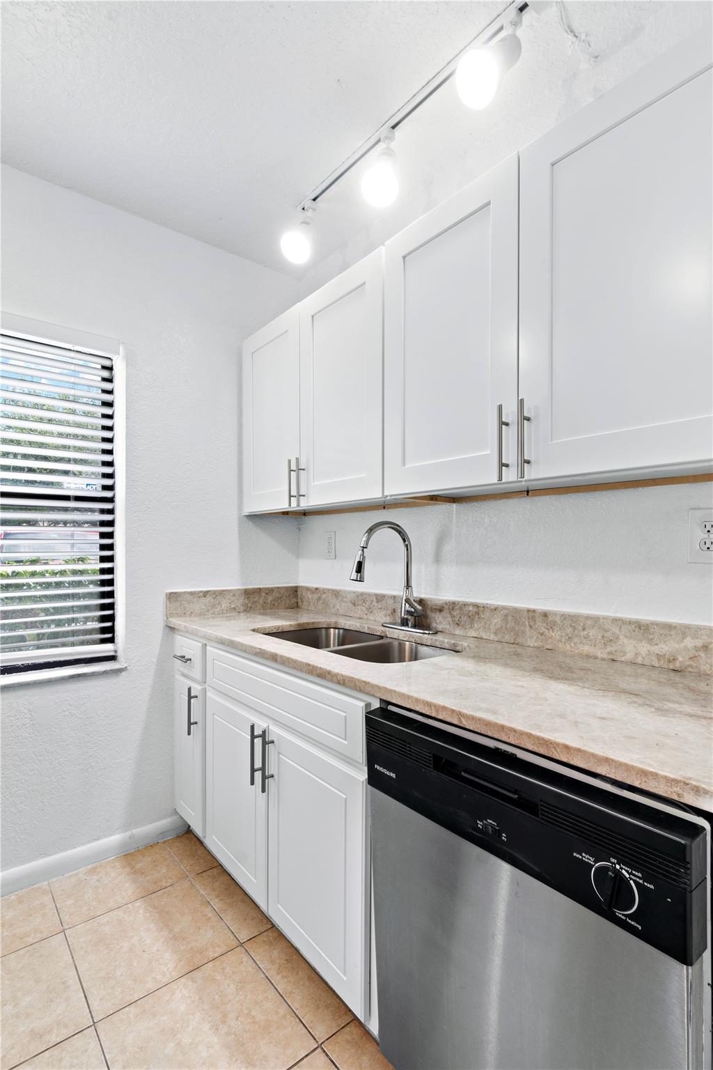 11632 NW 26th Court, Coral Springs, FL 33065, Coral Springs - Photo 5