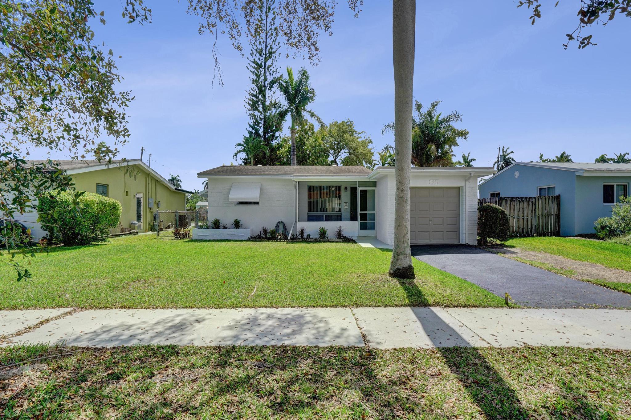 1506 Cleveland Street, Hollywood, FL 33020, Hollywood