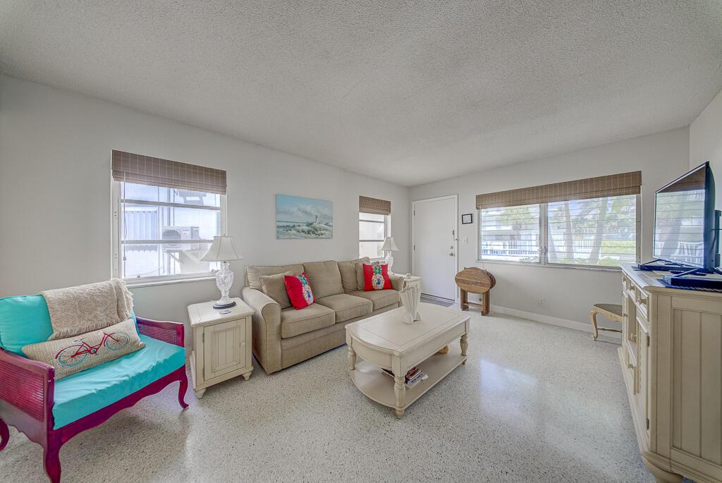 3600 N Ocean Drive 109, Singer Island, FL 33404, Singer Island - Photo 4