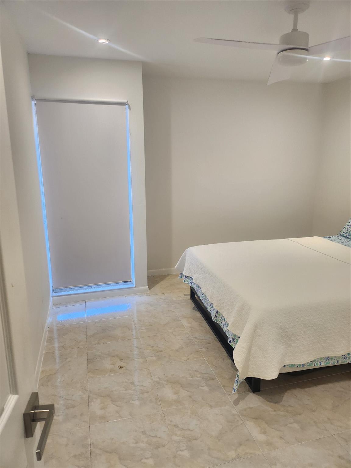 4160 Inverrary Drive 311, Lauderhill, FL 33319, Lauderhill - Photo 2