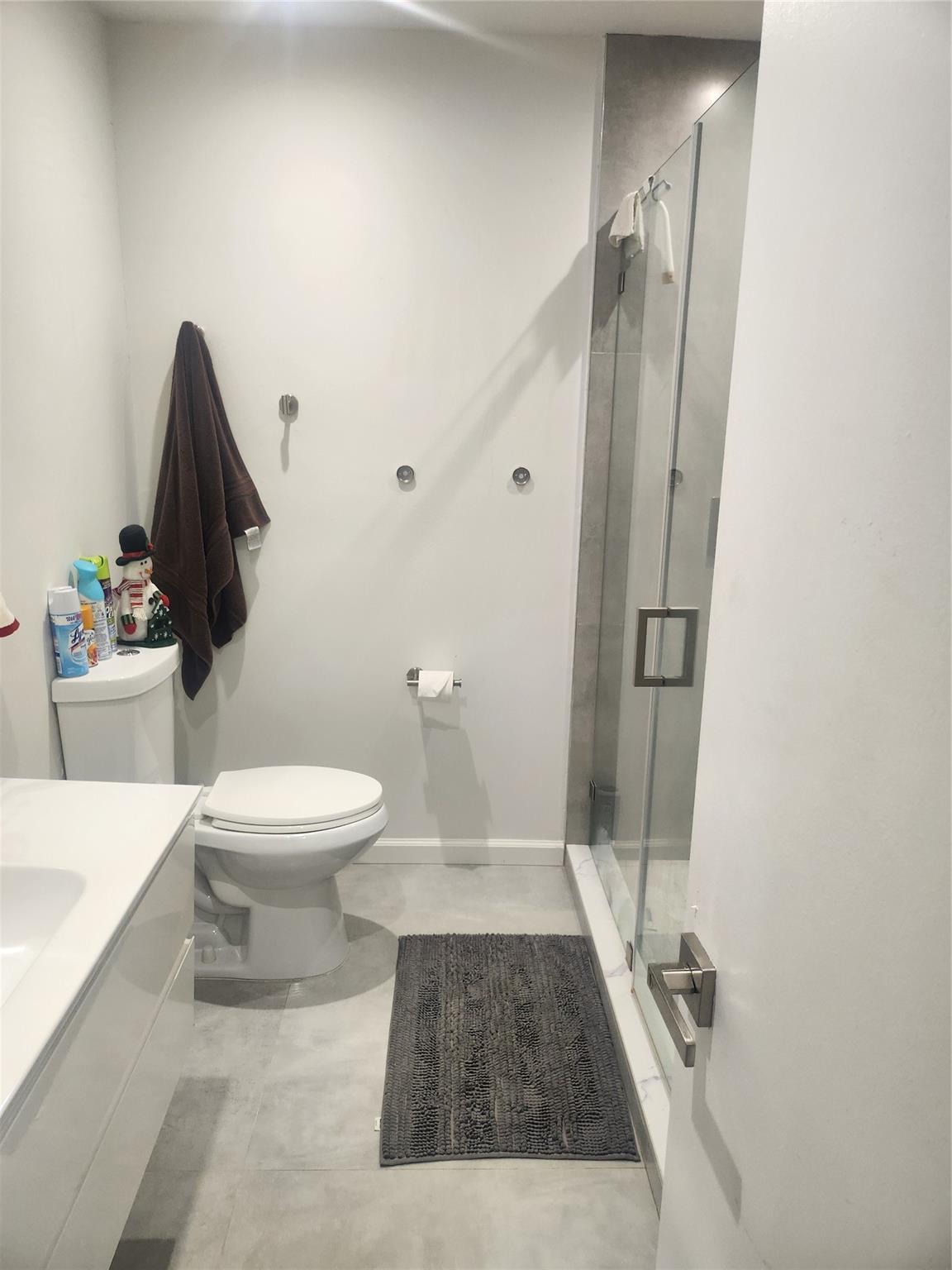 4160 Inverrary Drive 311, Lauderhill, FL 33319, Lauderhill - Photo 3