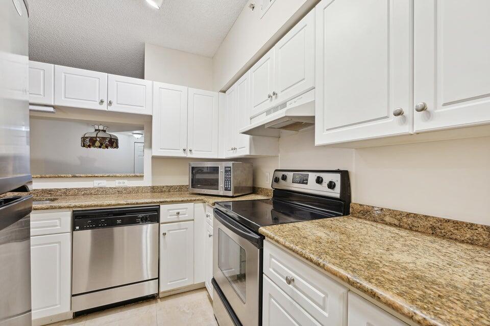 2120 Tuscany Way, Boynton Beach, FL 33435, Boynton Beach - Photo 3