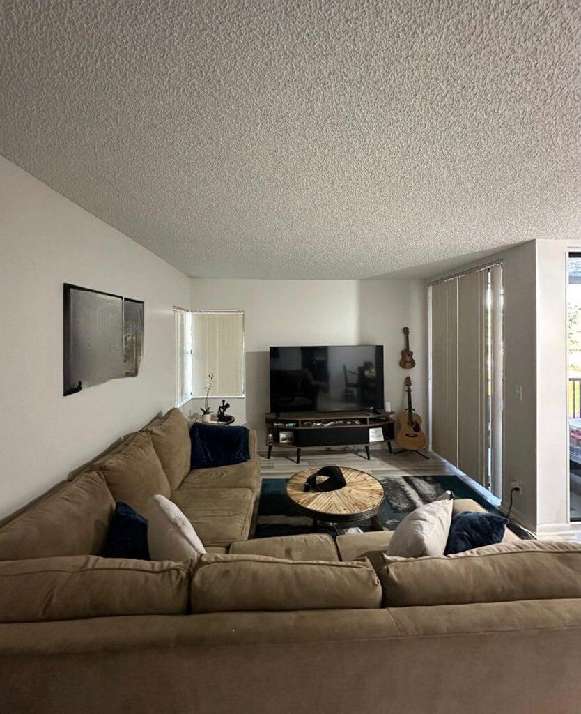 3857 Coral Tree Circle 204, Coconut Creek, FL 33073, Coconut Creek - Photo 3