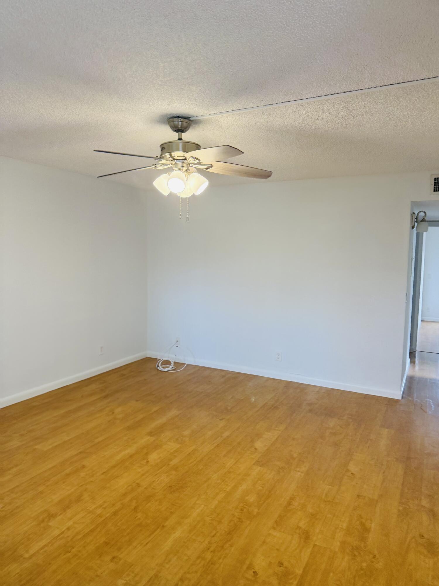 490 Normandy K, Delray Beach, FL 33484, Delray Beach - Photo 5