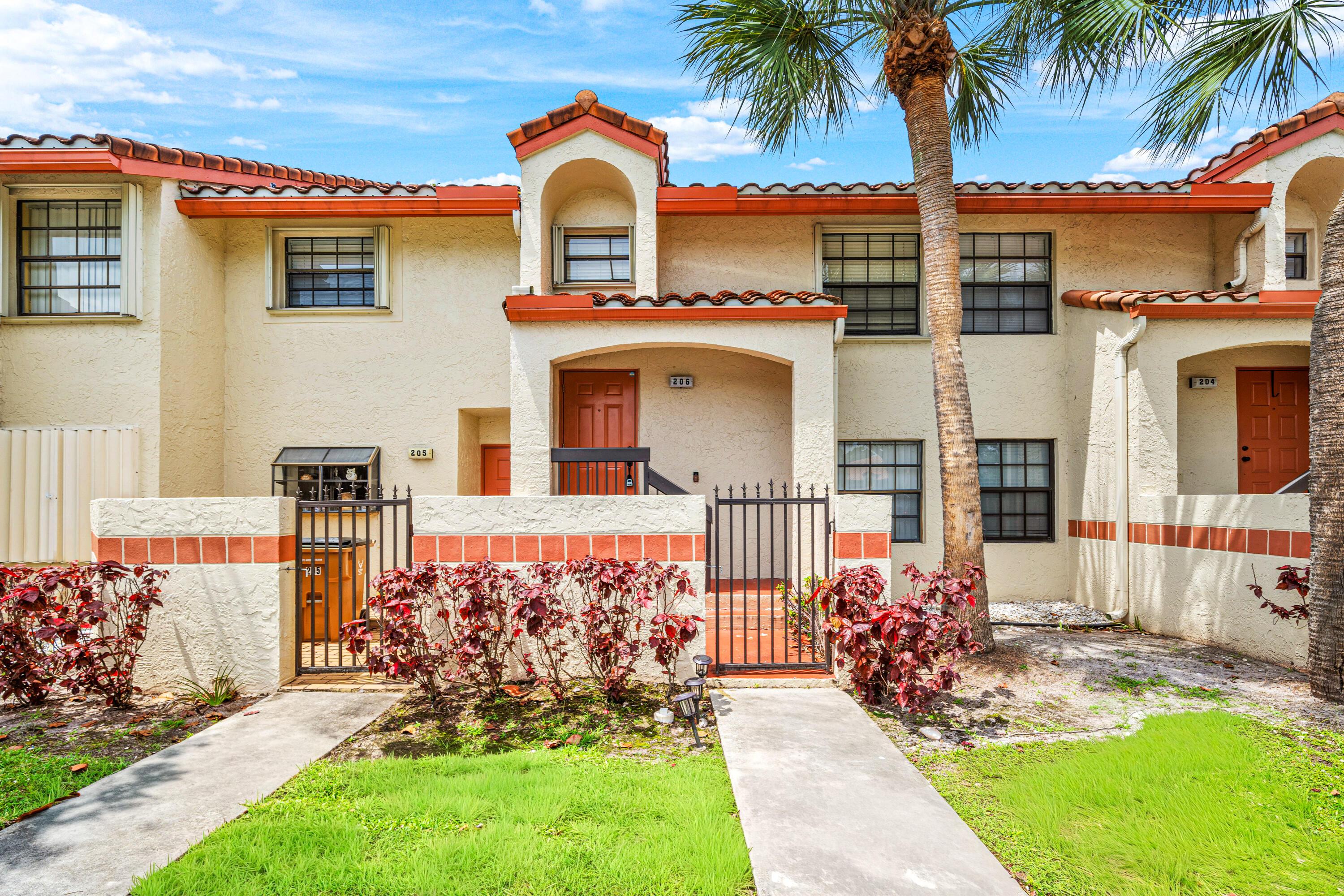 206 Congressional Way 206, Deerfield Beach, FL 33442, Deerfield Beach - Photo 4