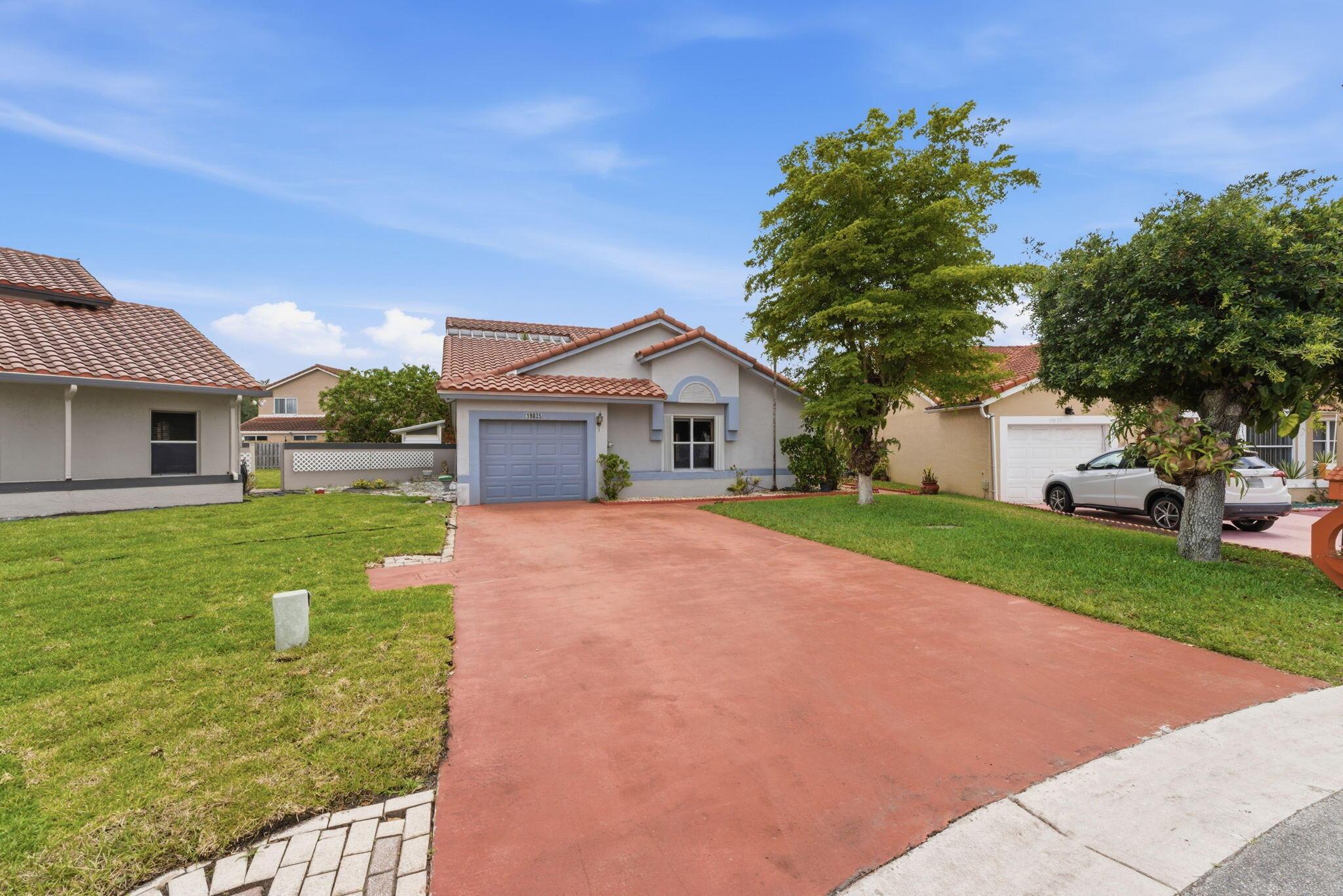 19035 NW 54th Place, Miami Gardens, FL 33055, Miami Gardens - Photo 3